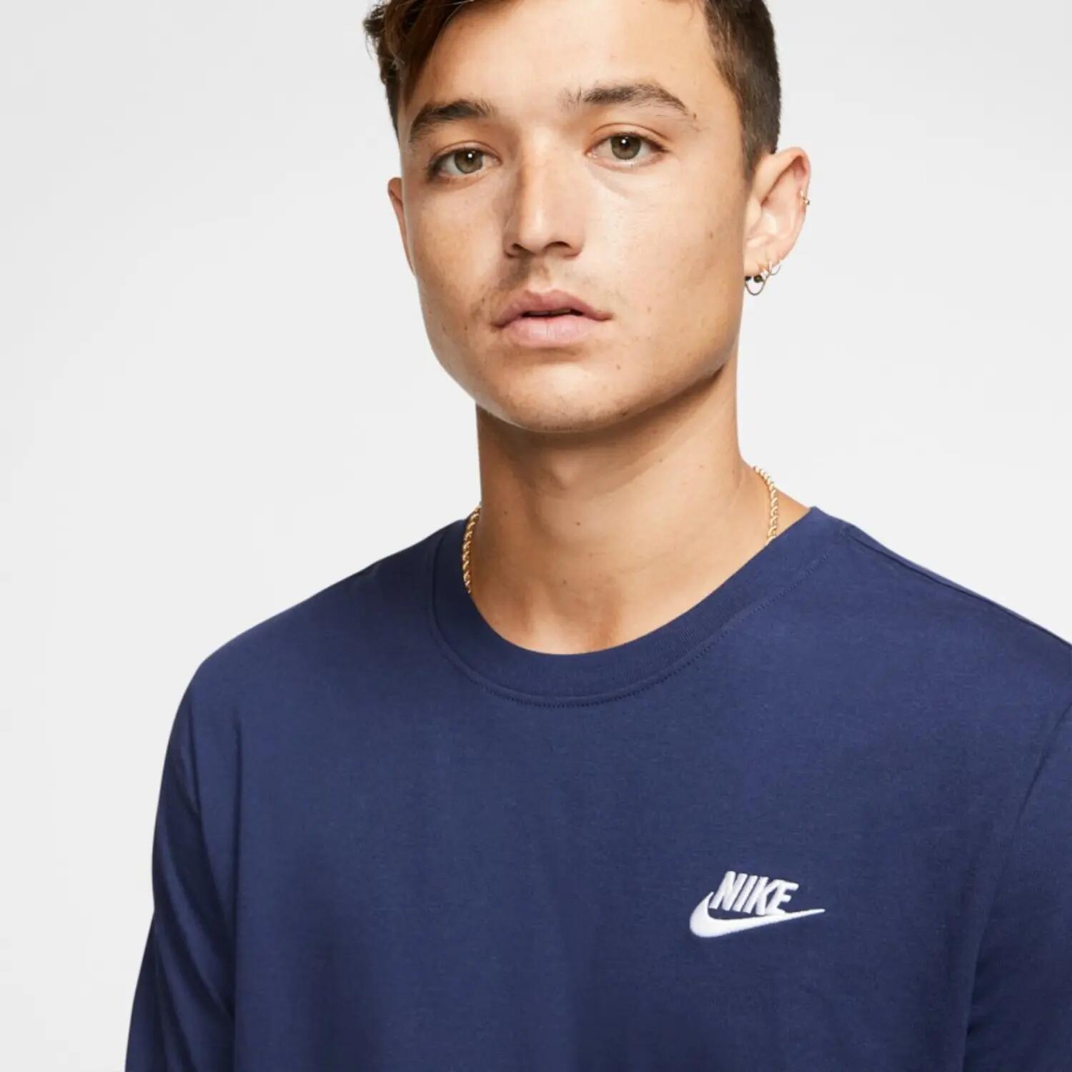 T-shirt uomo nike blu 3/4
