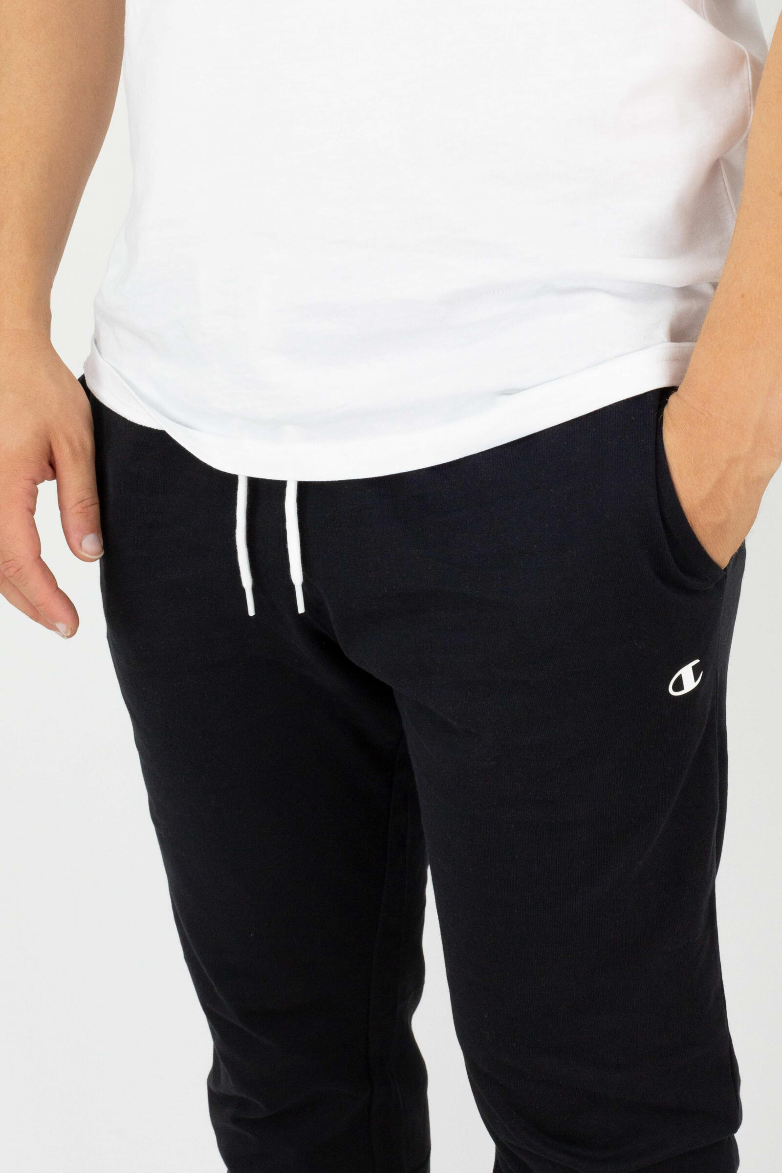Champion - Pantalón negro 212148-KK001 5/5