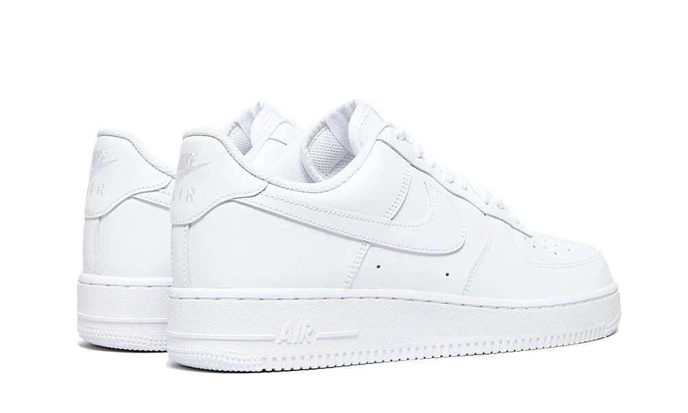 Air Force 1 Low '07 Triple White 2/5