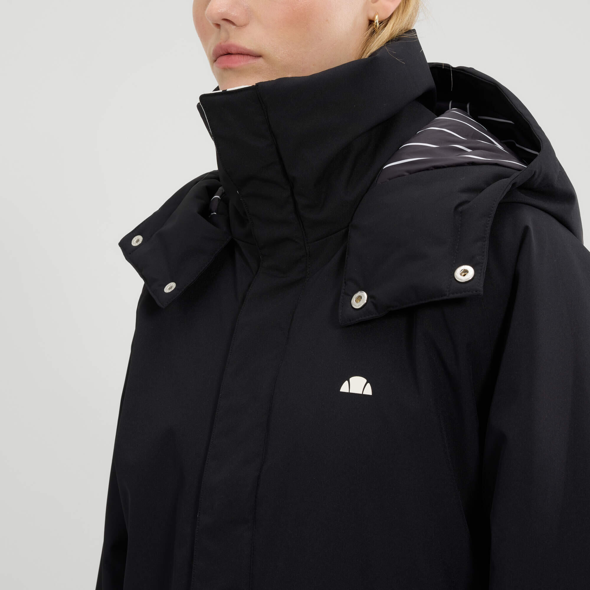 ellesse Damen Winterjacke Zenira Padded SGB22790 2/7