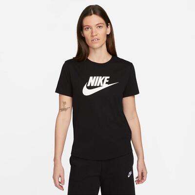 T-shirt vrouw nike sportswear essentials zwart