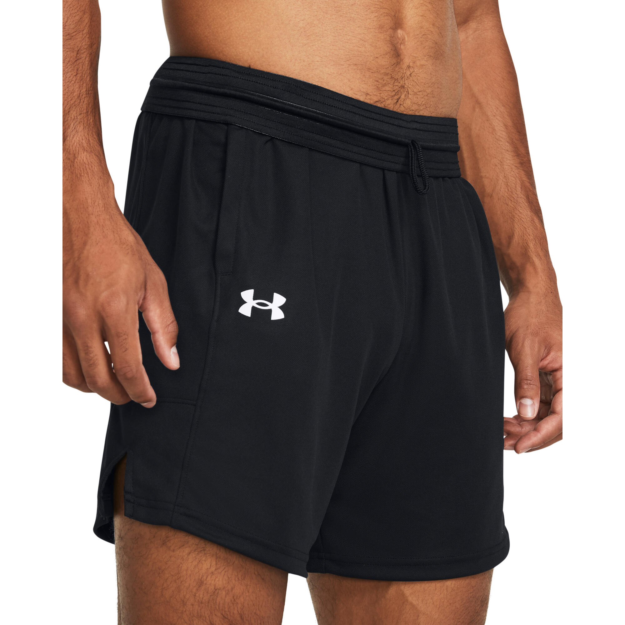 UNDER ARMOUR picture