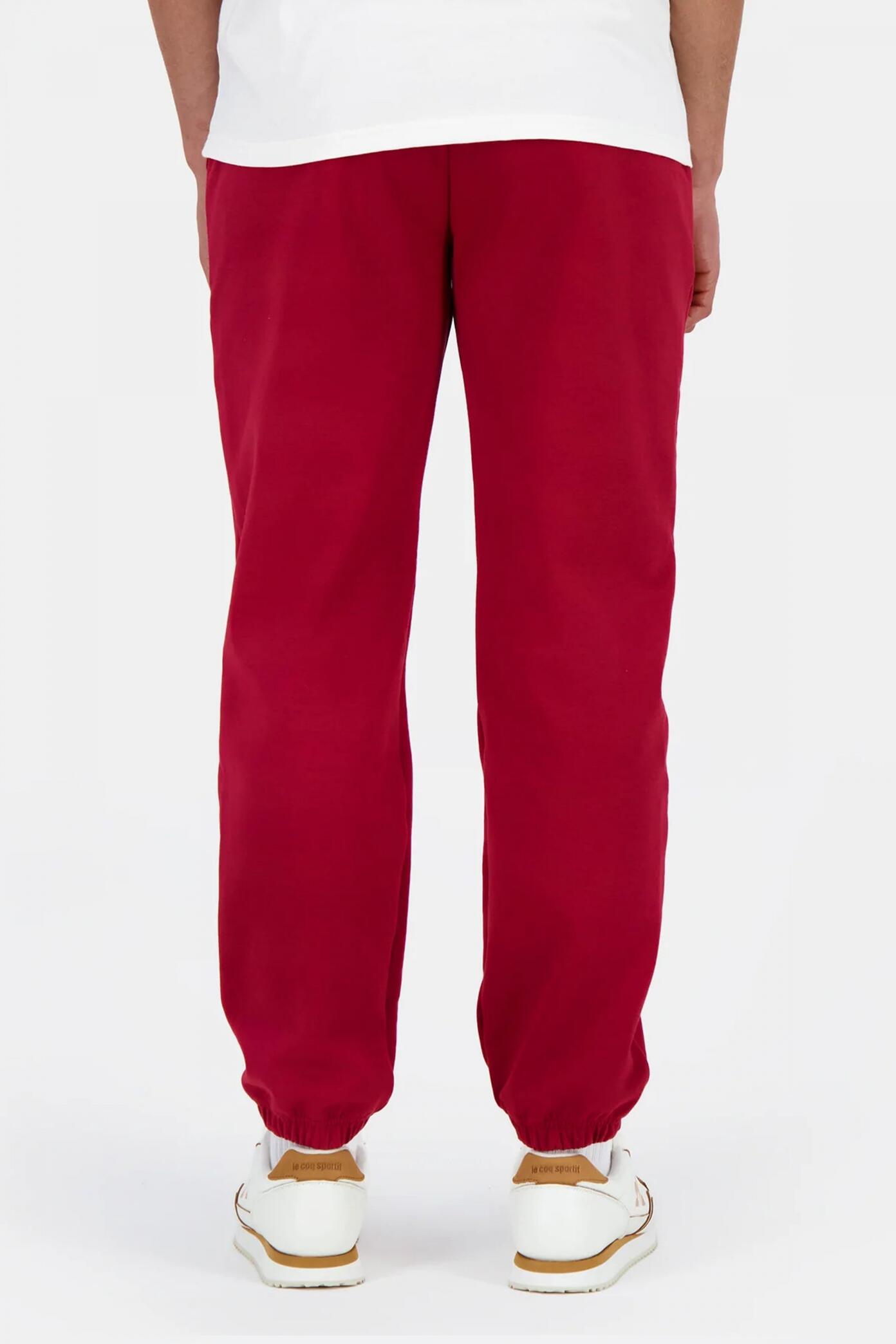 Pantalons Le Coq Sportif Modèle Ess Pant Loose N3 Couleur Rouge 5/7