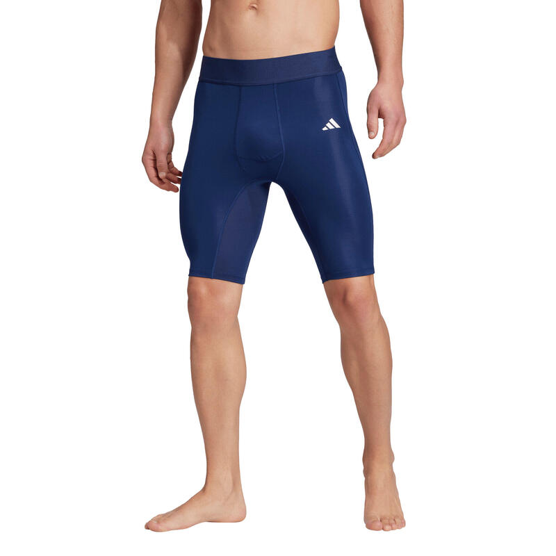 Rövid adidas Techfit