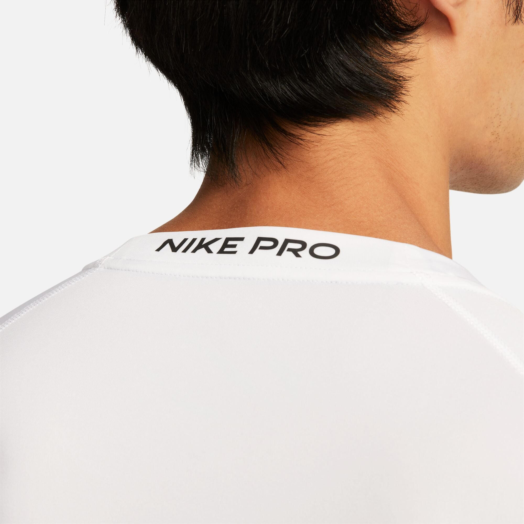 T-shirt uomo da palestra nike bianco 4/7