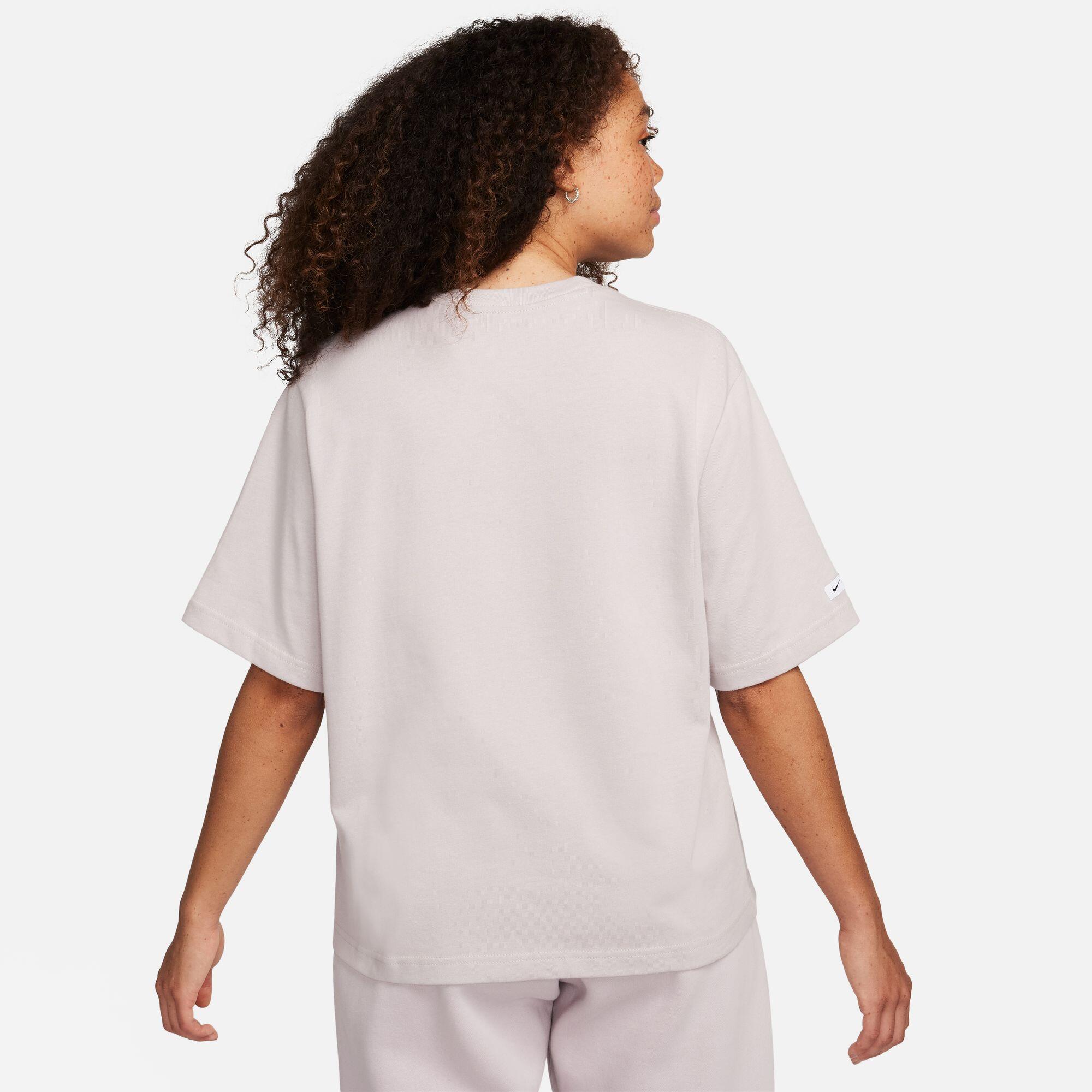 T-Shirt Femmes Nike Tee Classics Boxy violet 2/3