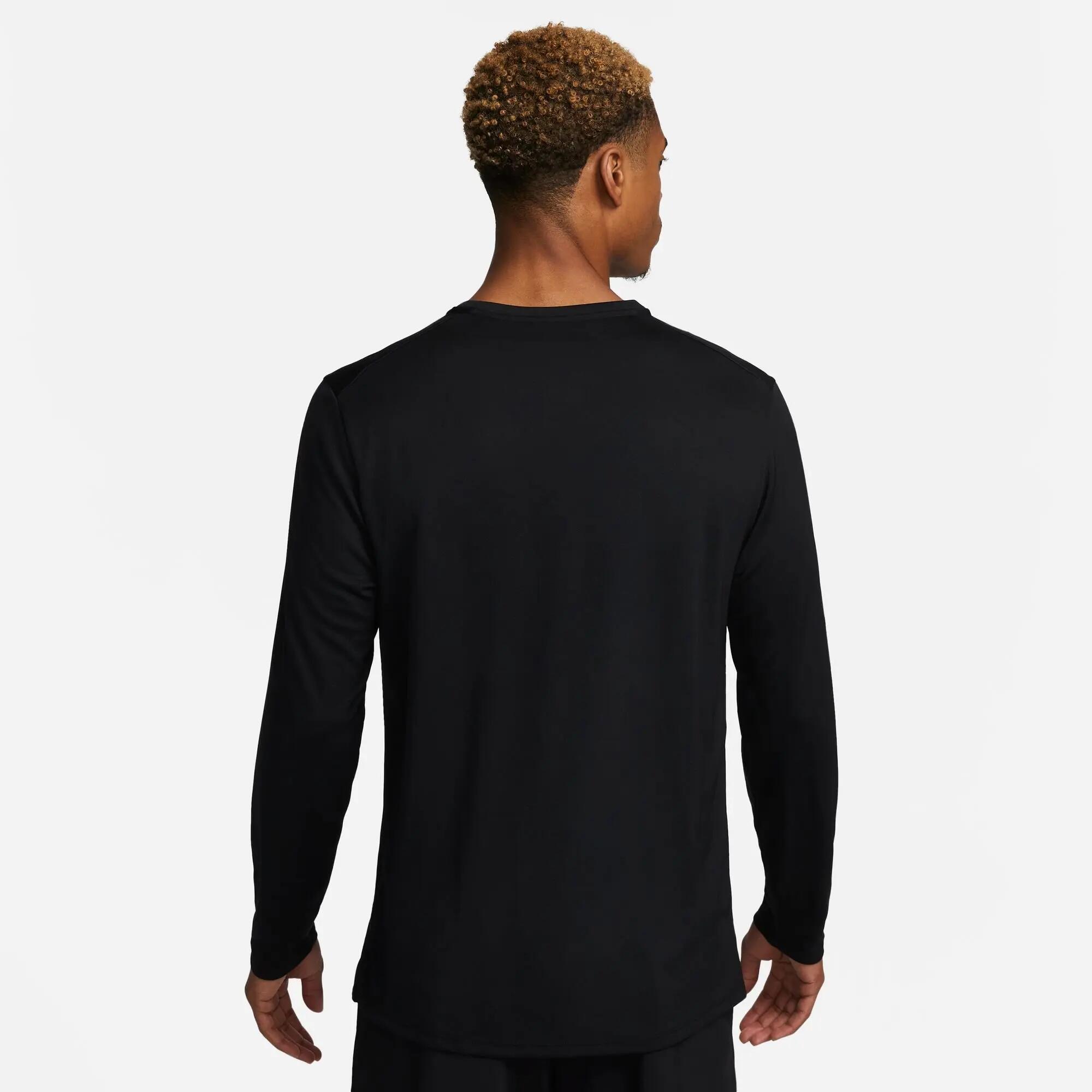 Nike Herren Laufoberteil Miler Dri-FIT UV Lo FB7070 2/3