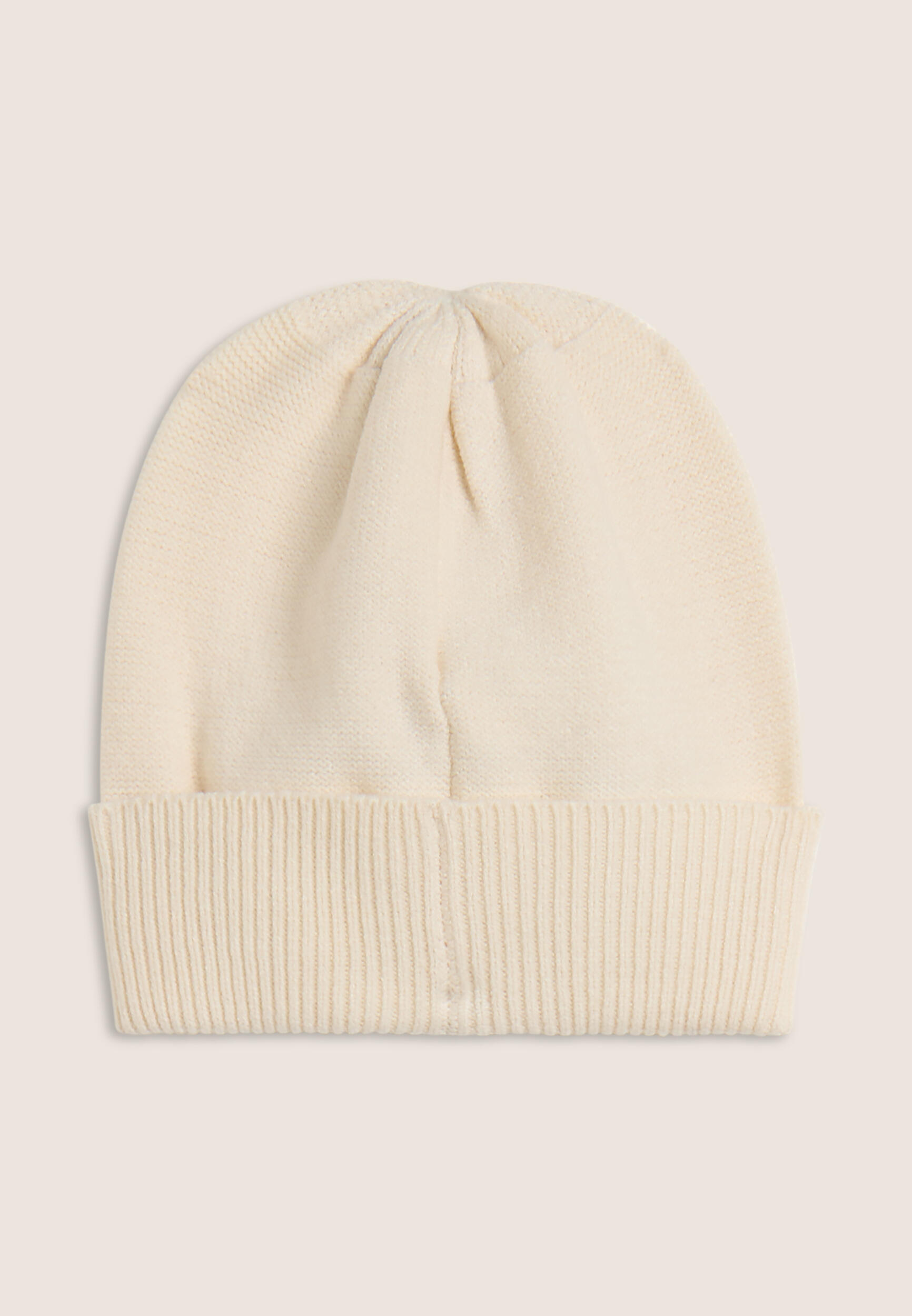 Bonnet tricoté avec motif tressé décoratif 2/3