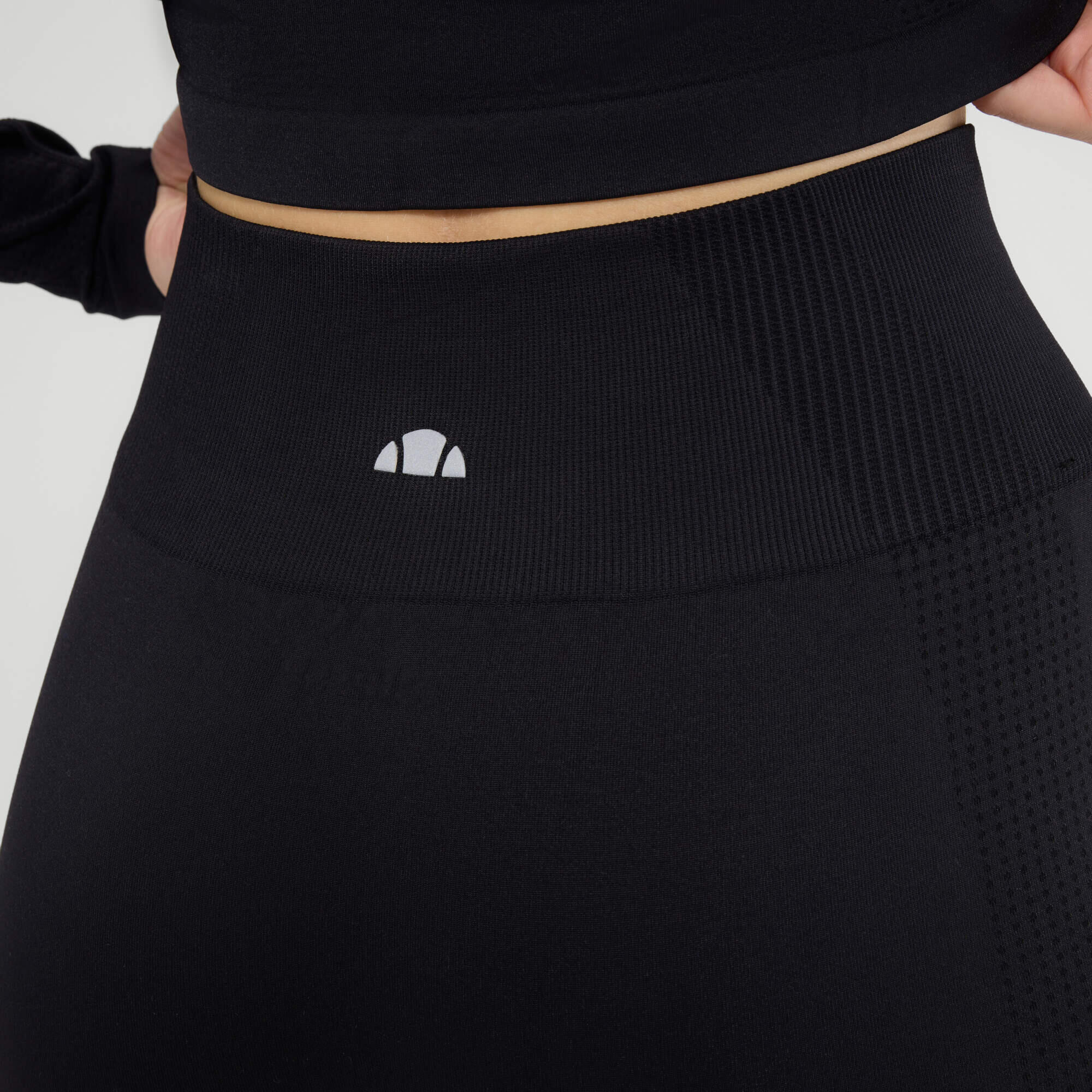 ellesse Damen Tight Garceau Legging SGB22773 3/4
