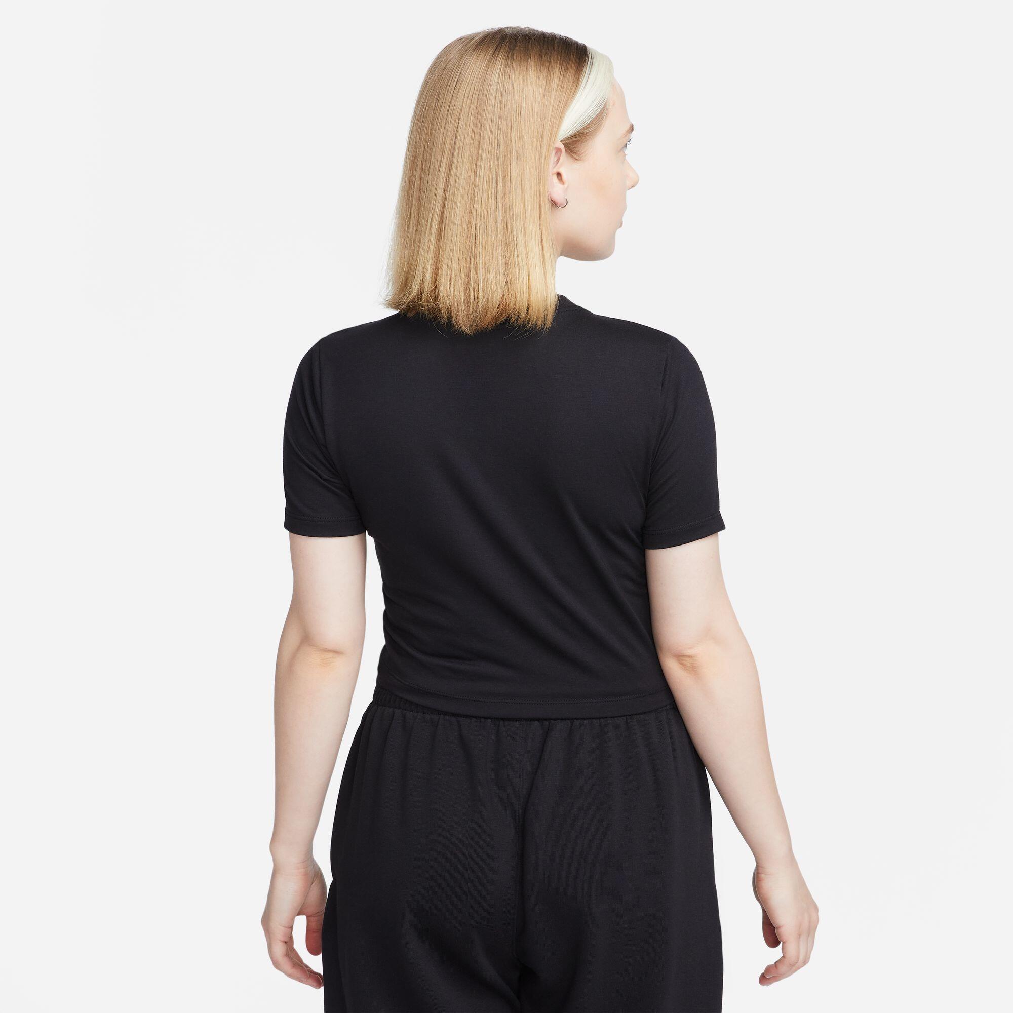 T-shirt donna nike corta sportswear - nero 2/3