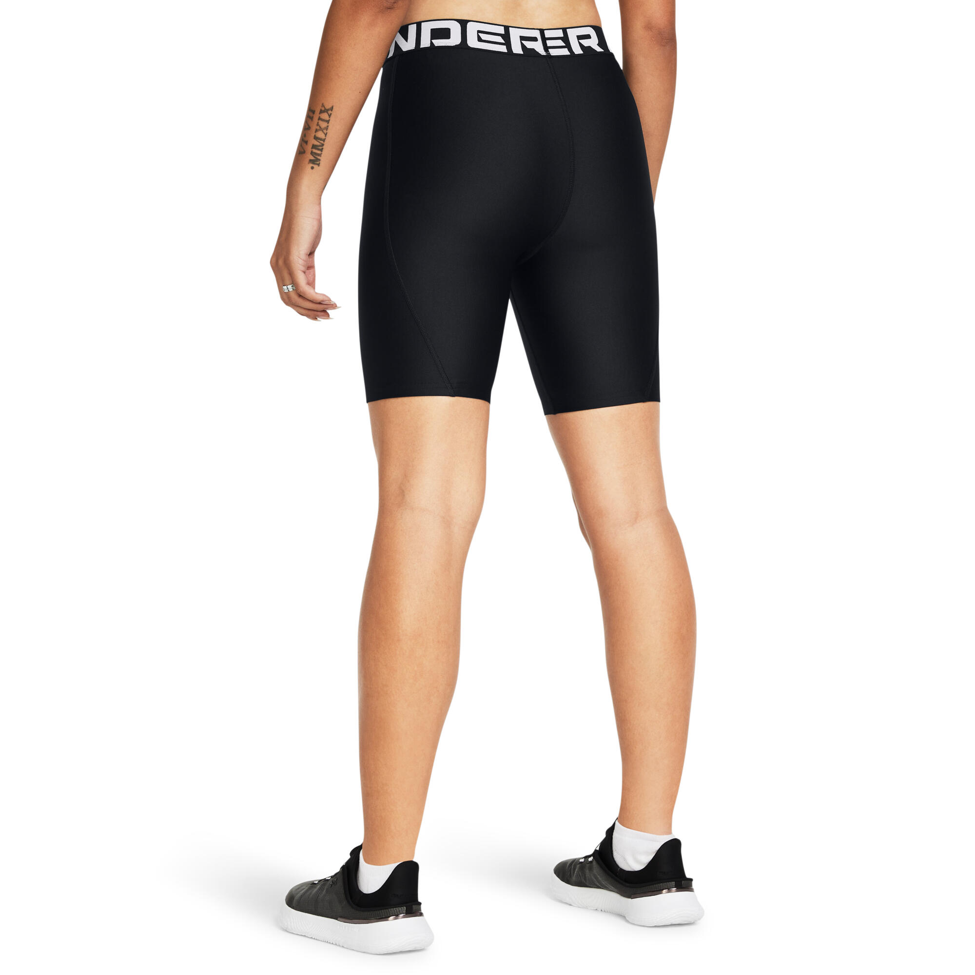 Under Armour Damen Short HeatGear® Authentics 8in Shorts 1383627 2/6