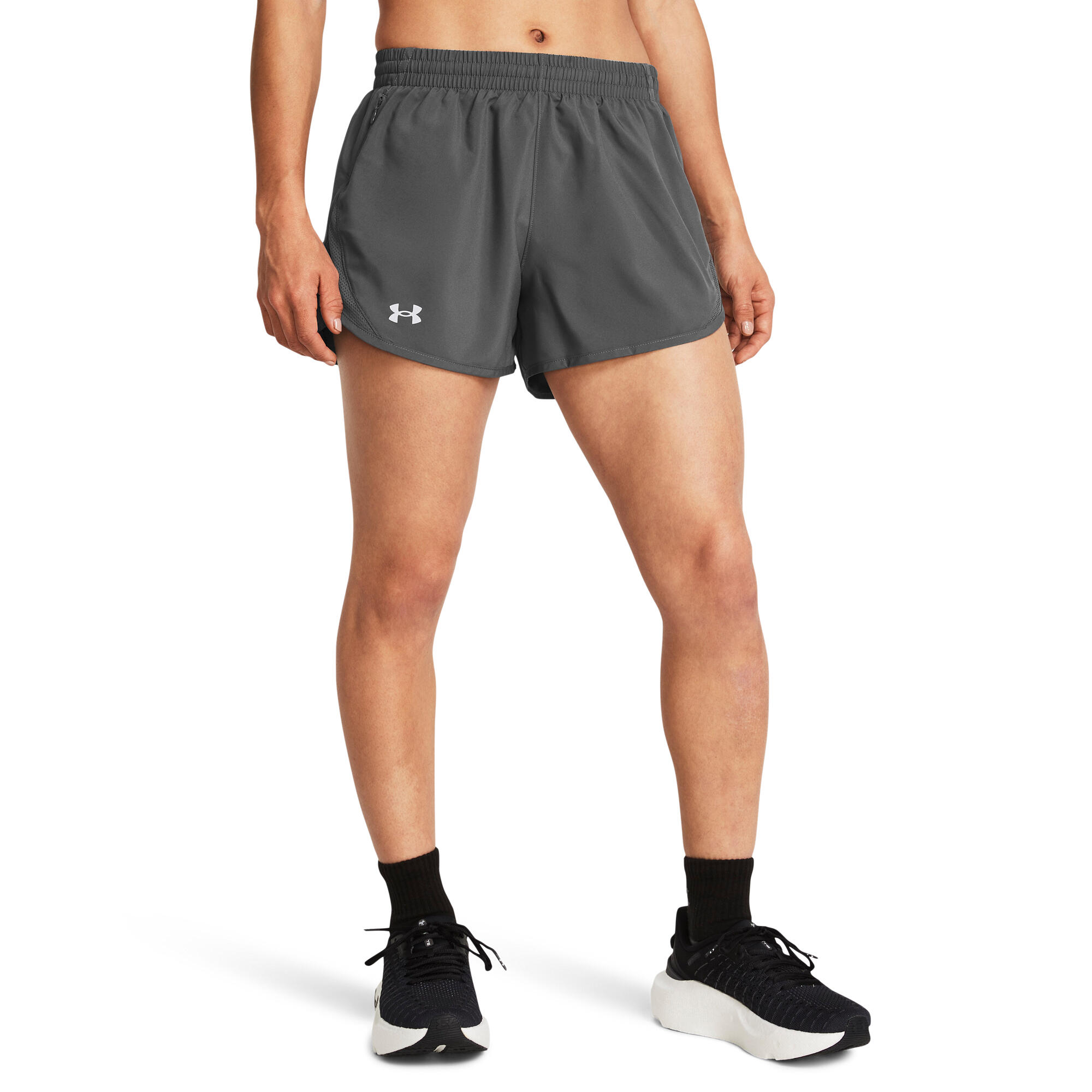 Under Armour Damen Short Fly By 3   1382438 4/6