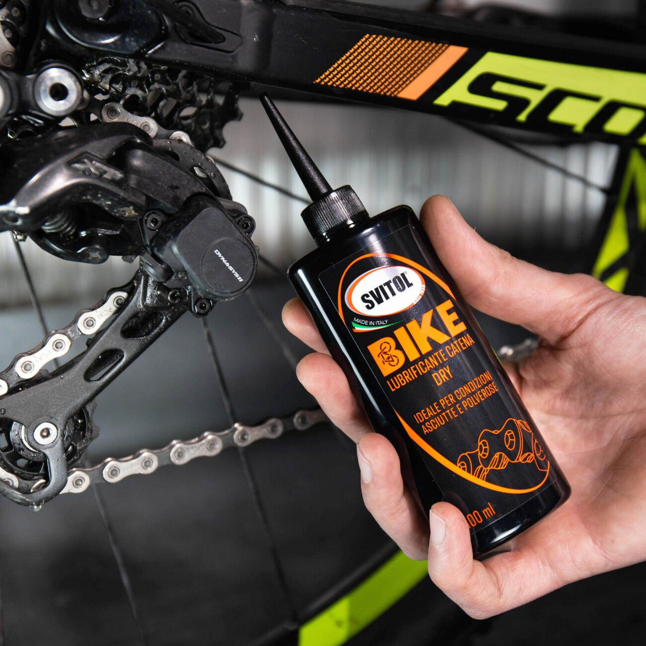 Smar do łańcucha na suche warunki BIKE DRY CHAIN LUBRICANT marki SVITOL 5/7
