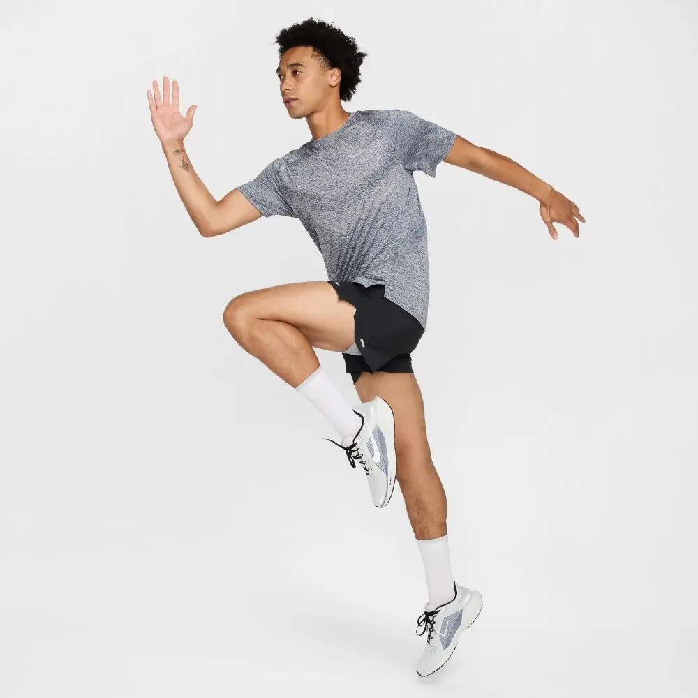 Nike Herren T-Shirt Stride Men s Dri-FIT ADV Laufoberteil HV5203 4/4