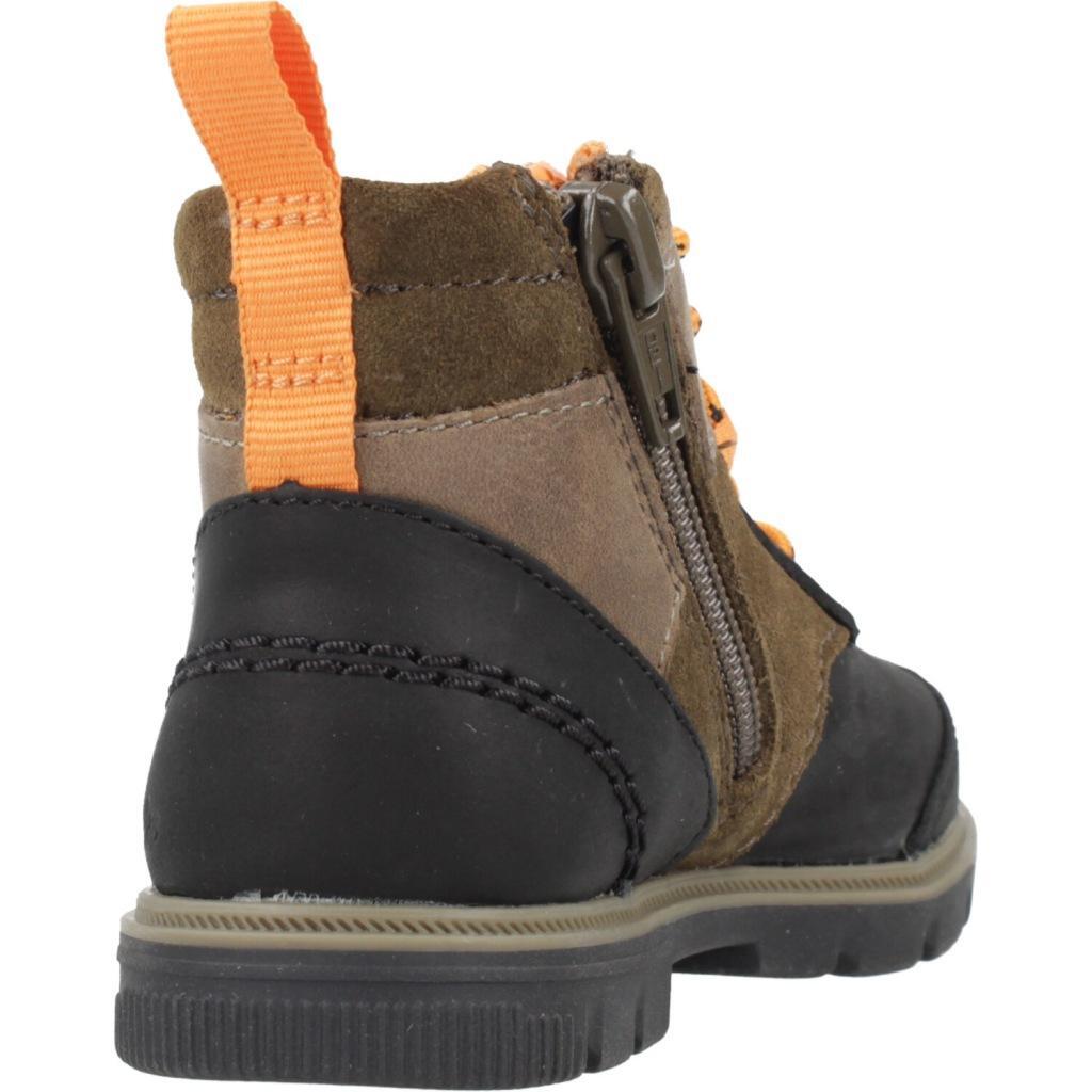 Botas Clarks Modelo Lorcam Hike T Combi Cor Verde 3/5