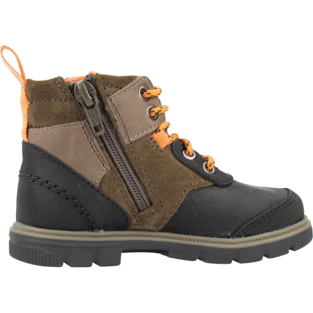 Botas Clarks Modelo Lorcam Hike T Combi Cor Verde 4/5