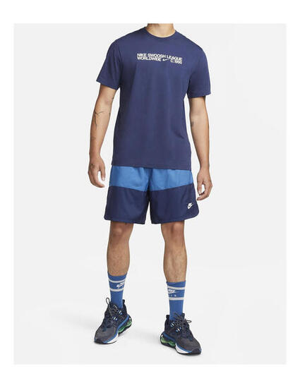 Camiseta Nike Essentials + Core 4