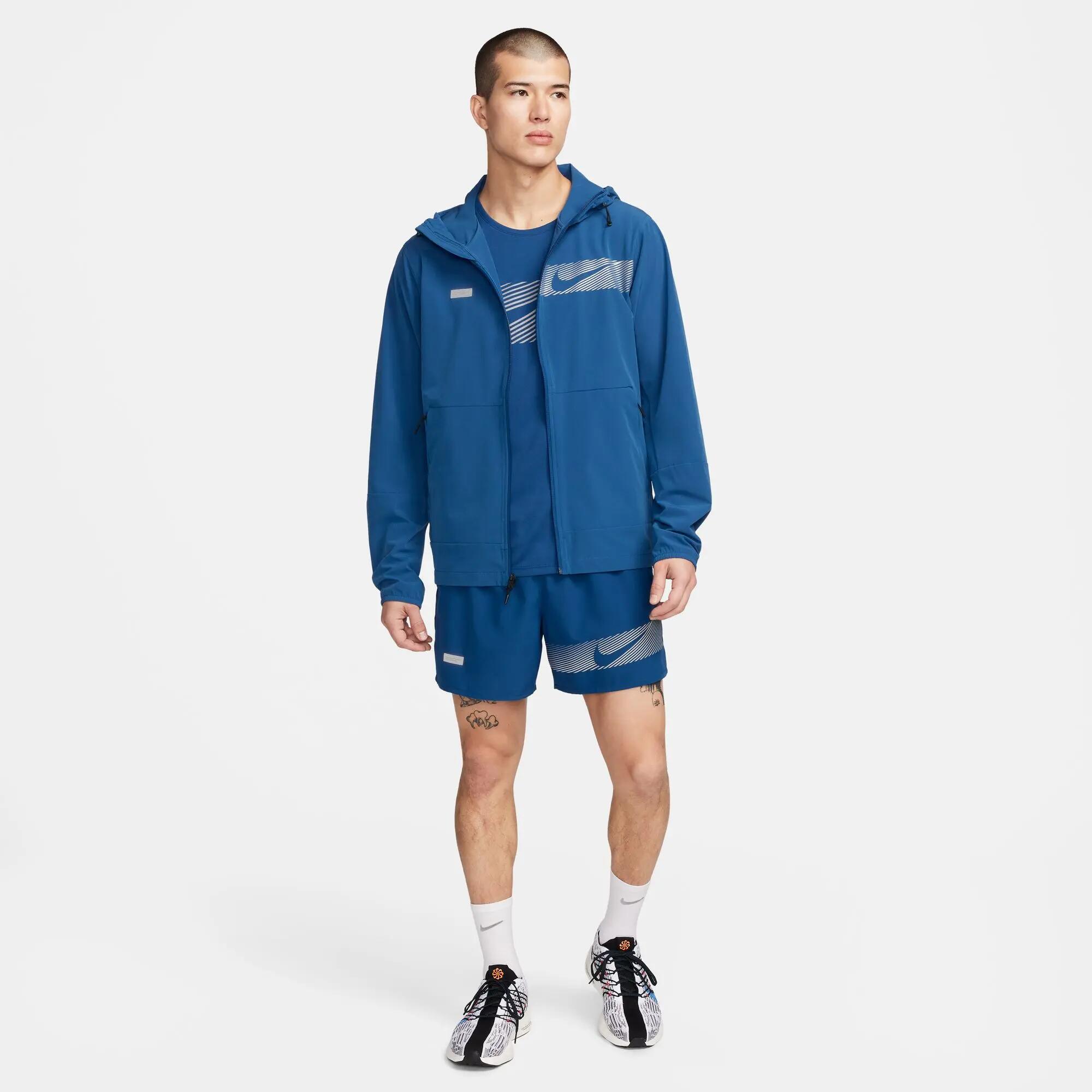 Nike Herren Laufjacke Unlimited FB8558 3/3