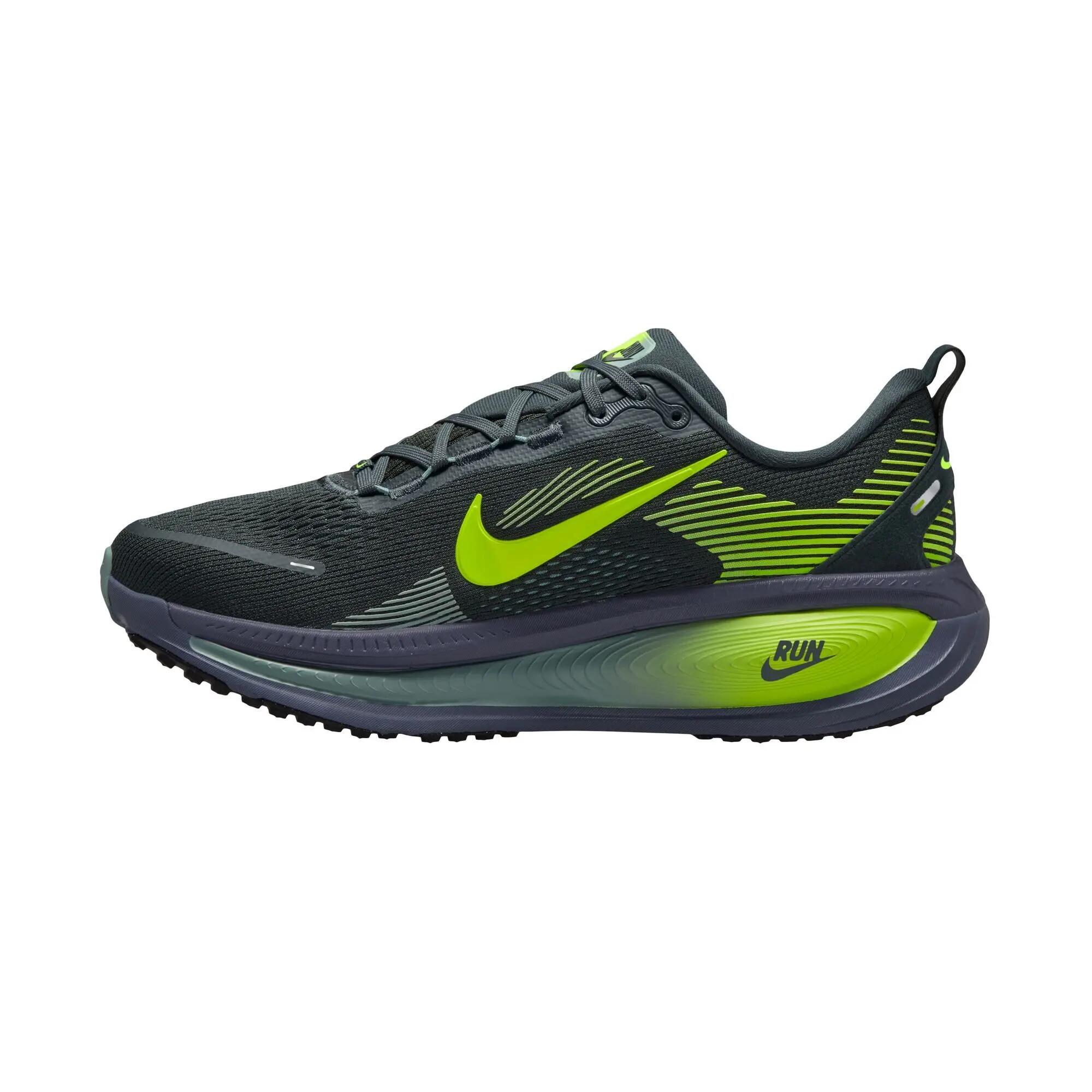 Nike Nike Vomero 18 - seaweed/volt-cannon-sanded purple 2/3