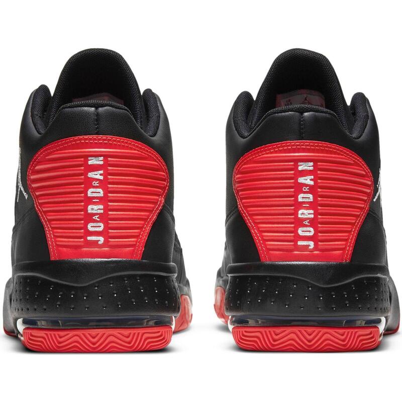 Chaussures De Basketball – Pointure UK 8 – Occasion – Bon état