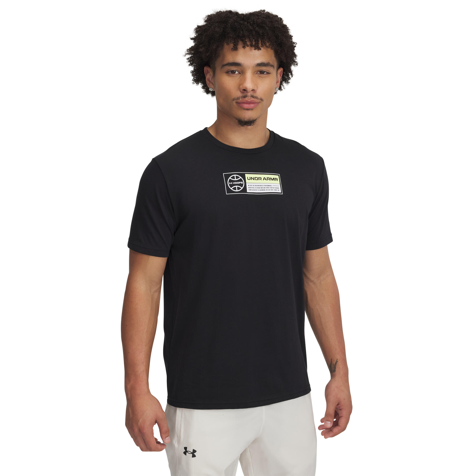 UNDER ARMOUR picture