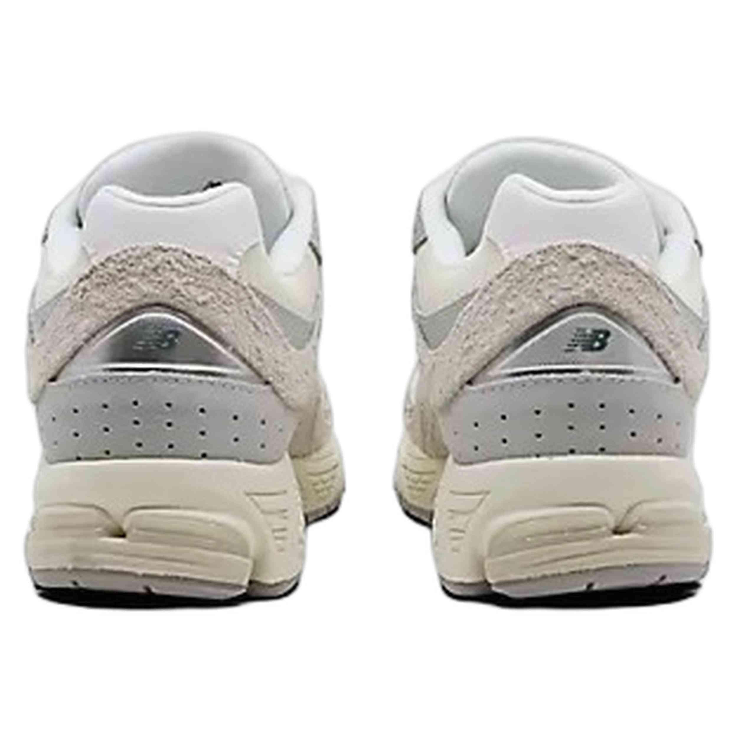 Scarpe New Balance 2002R beige uomo 5/7