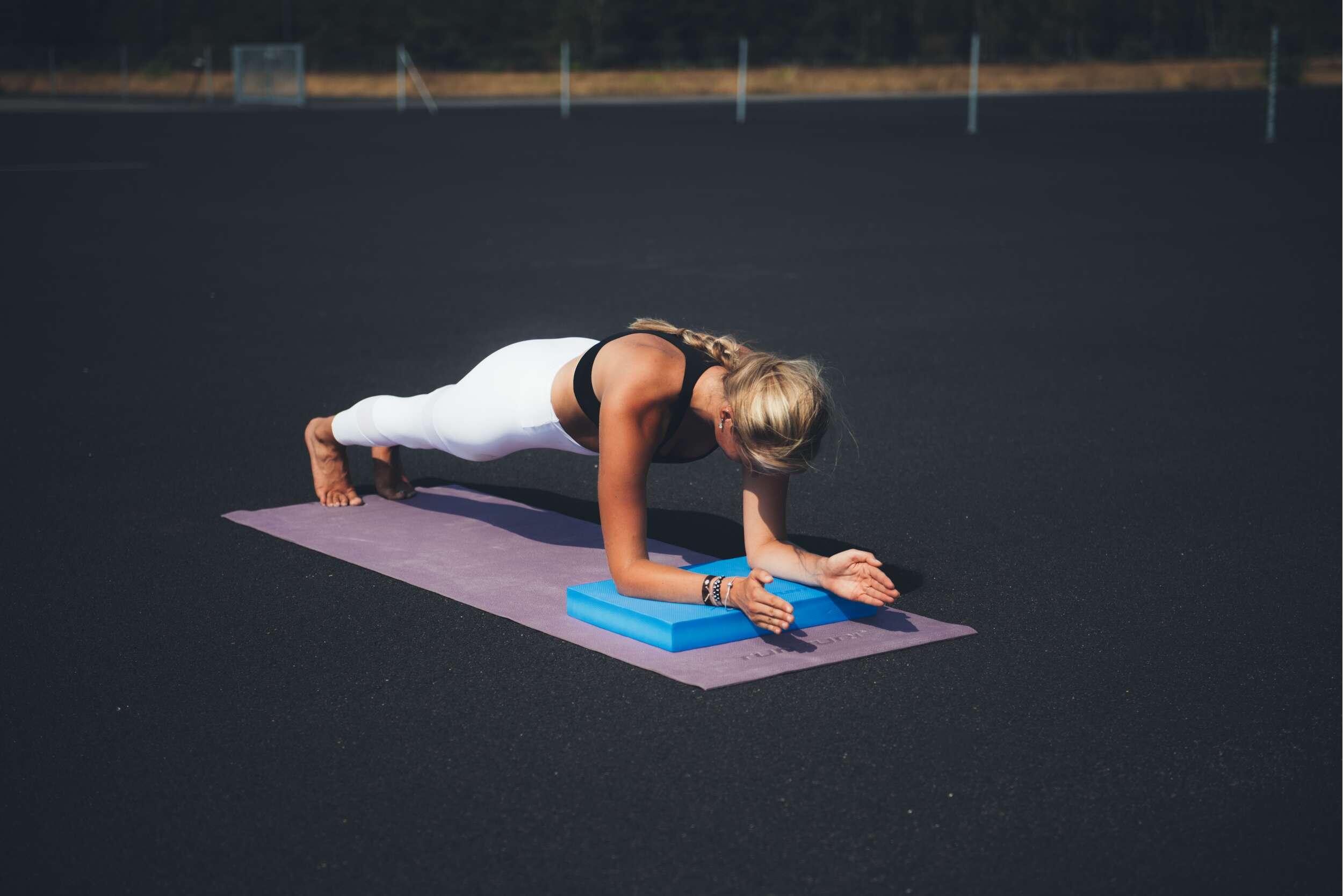 Tunturi Yoga Balance Pad Gleichgewichtskissen Rutschfest Blau 4/7