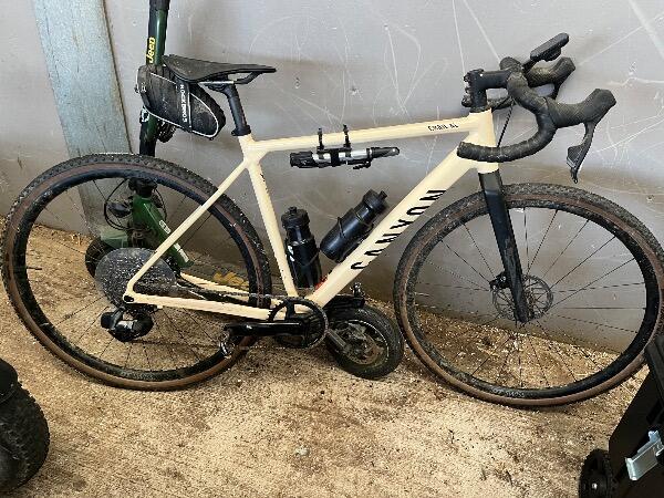 Entre Particuliers - Vélo Canyon Gravel 2/2