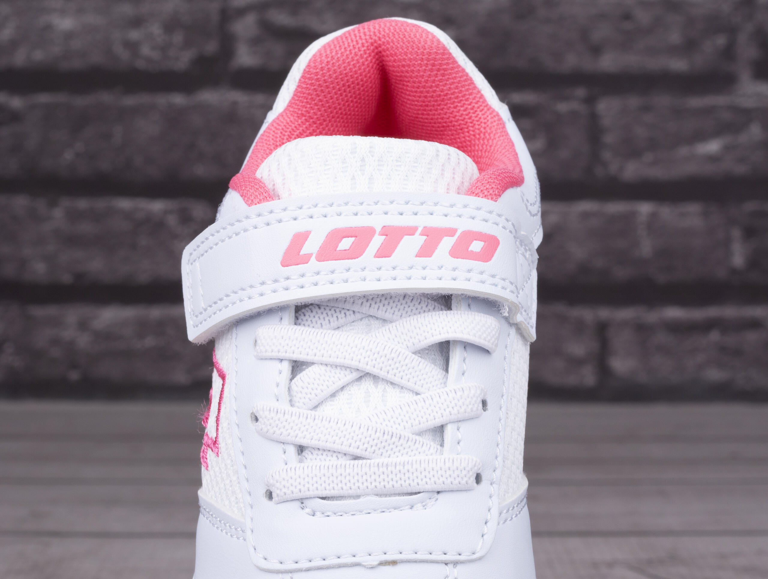 Lotto Schuhe WHIZZER K Kinder Low Top Sneaker 2600120K Weiss/Pink 6/7