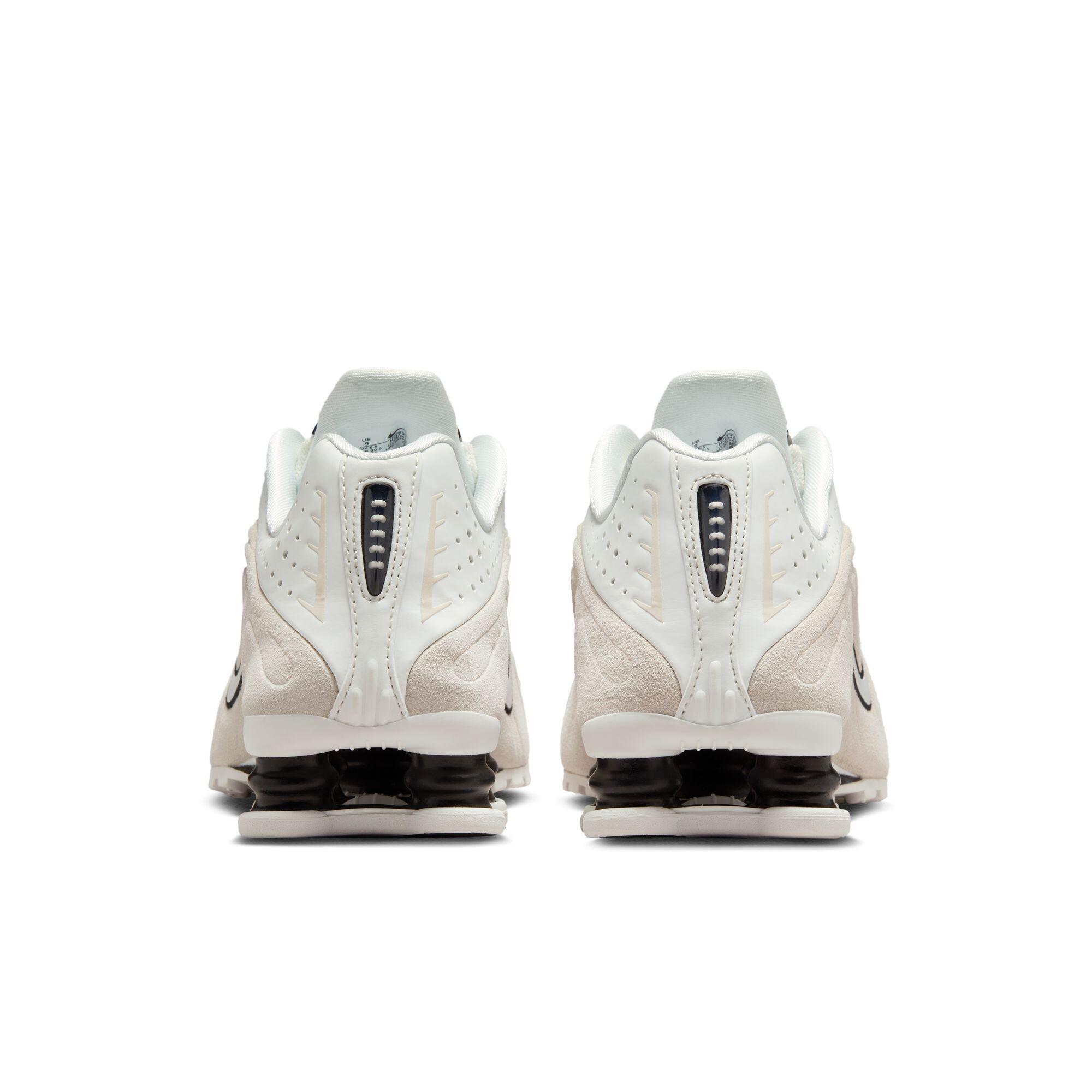 Nike Shox R4 White Black Suede 2/7