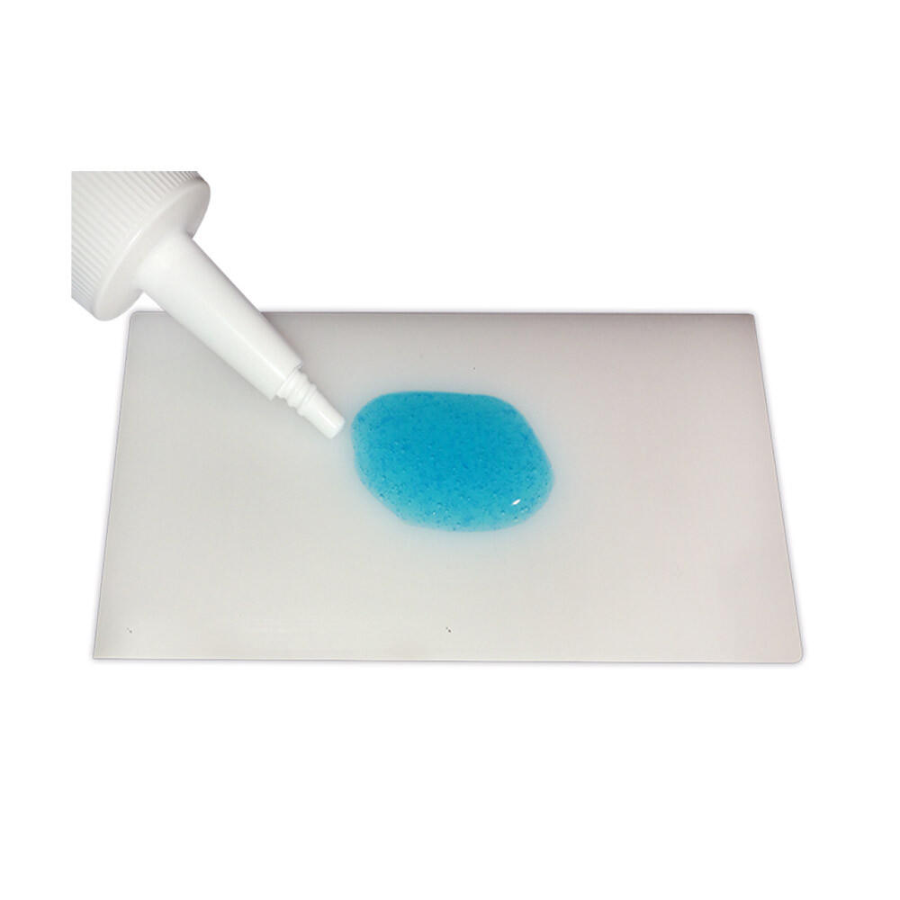 Gel traitant fourchettes abîmées cheval Ekin 200g 2/3