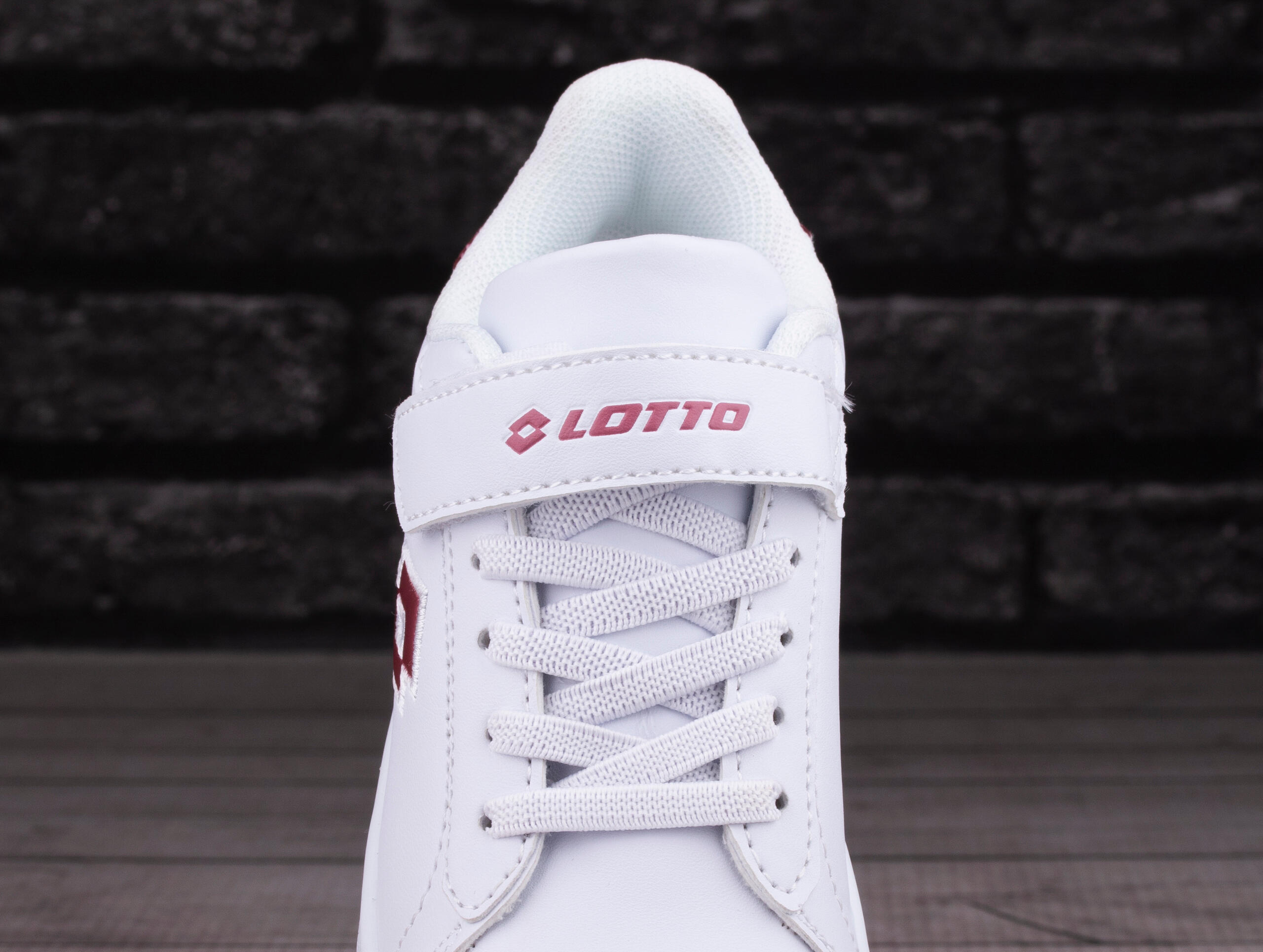 Buty dzieeczęce sportowe Lotto DAMPOLIS GC K 6/7
