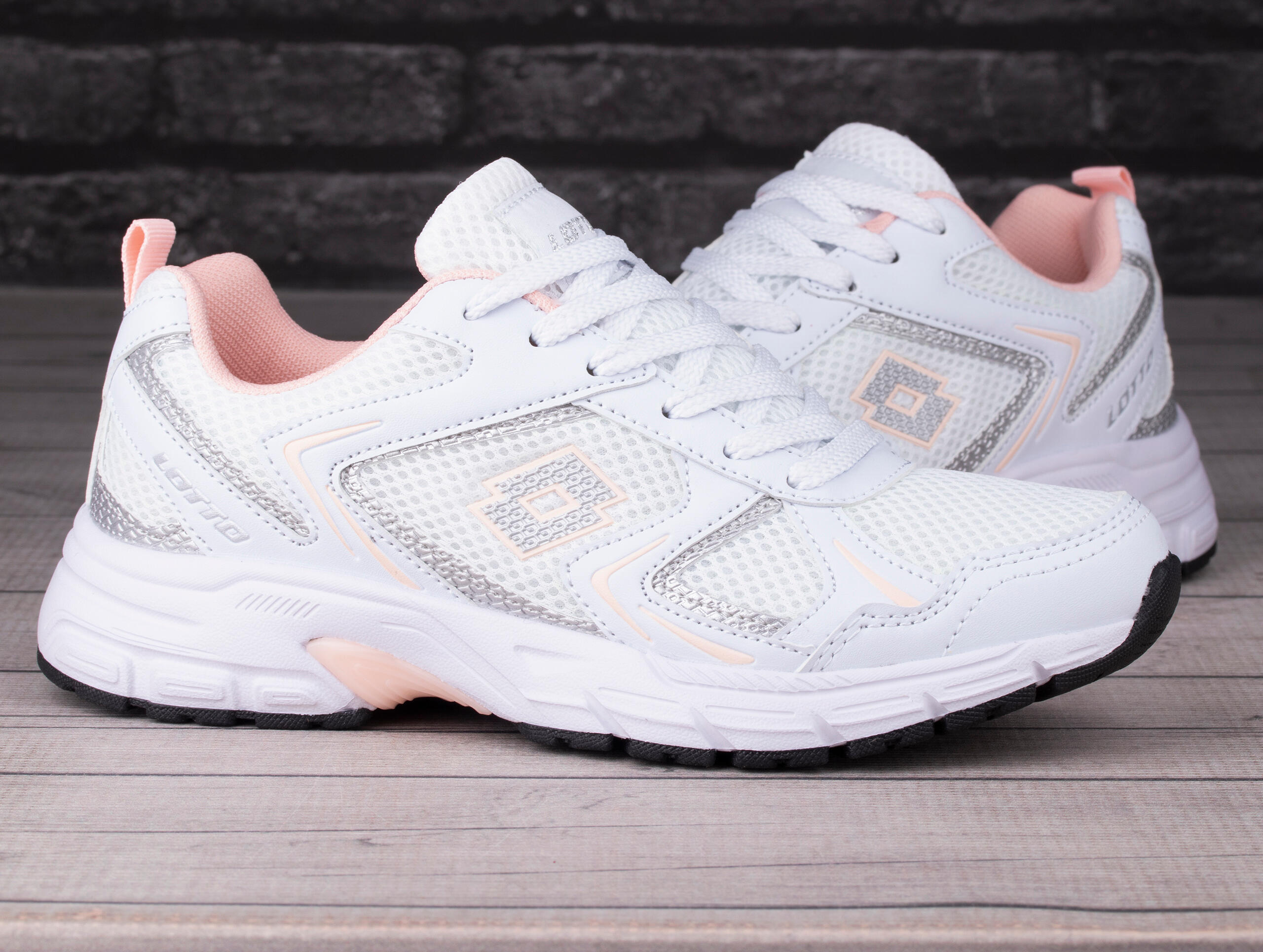 Buty damskie sportowe treningowe Lotto KITAURA