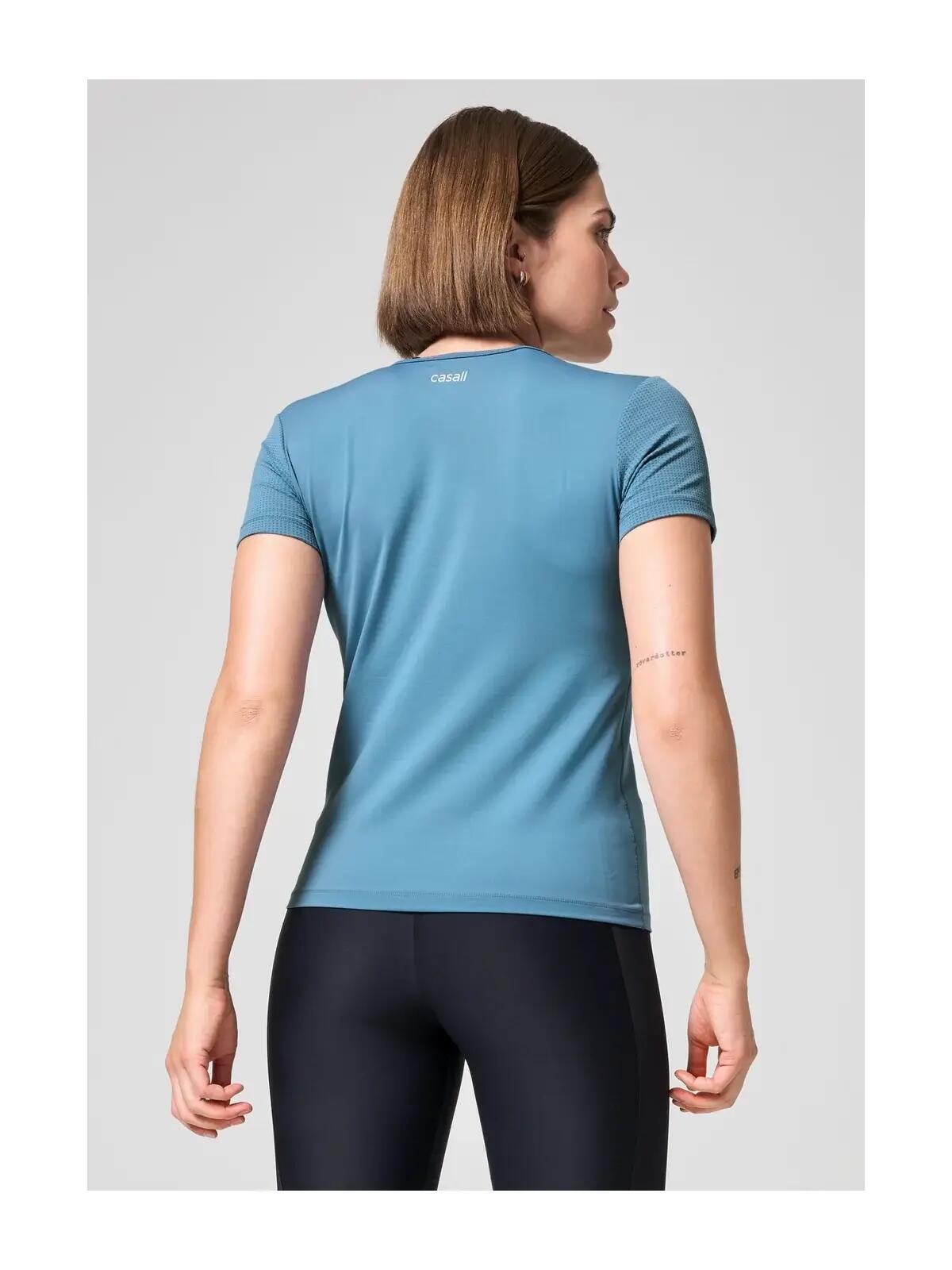 T-shirt de sport Casall pour femme, en maille respirante a séchage rapide. 2/4