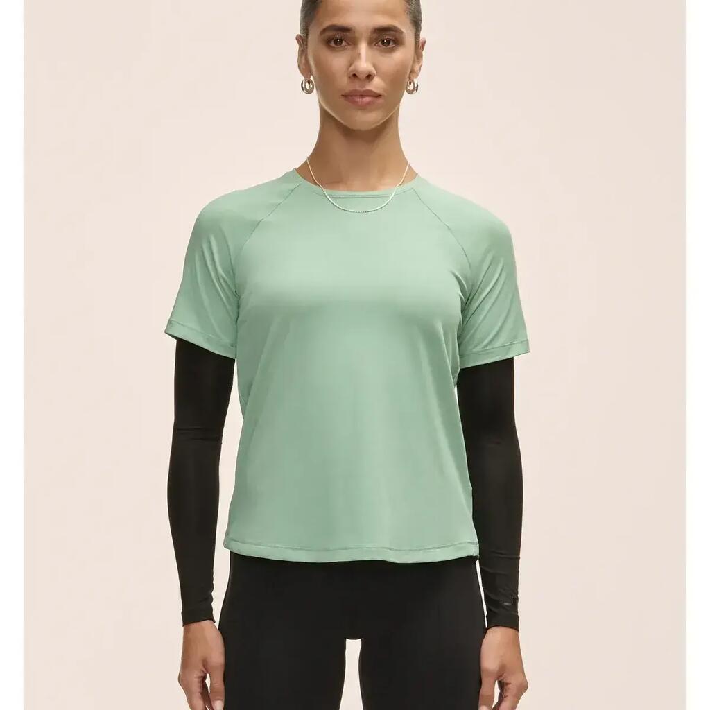 Дамска лека спортна тениска Casall Essential Tee