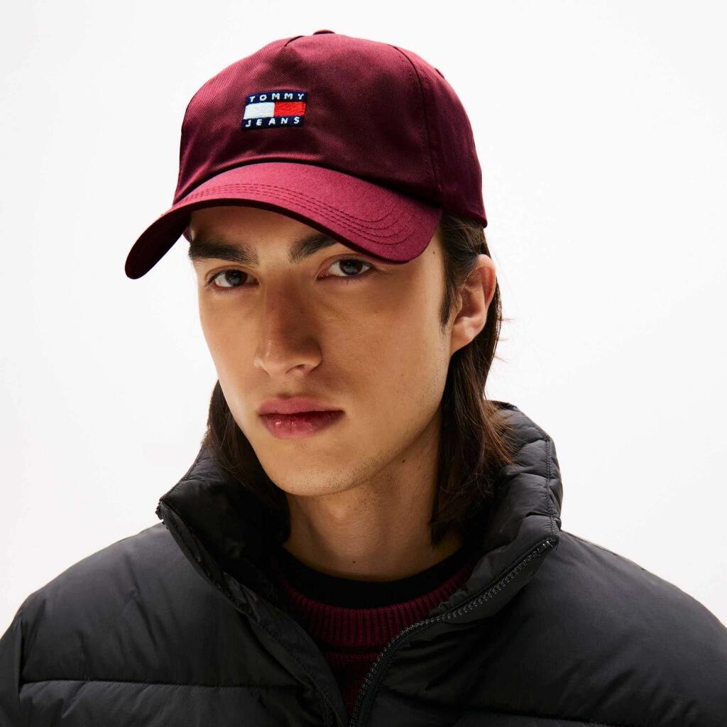 Bonnet Tommy Jeans Modèle Tjm Heritage Core Cap Couleur Bordeaux