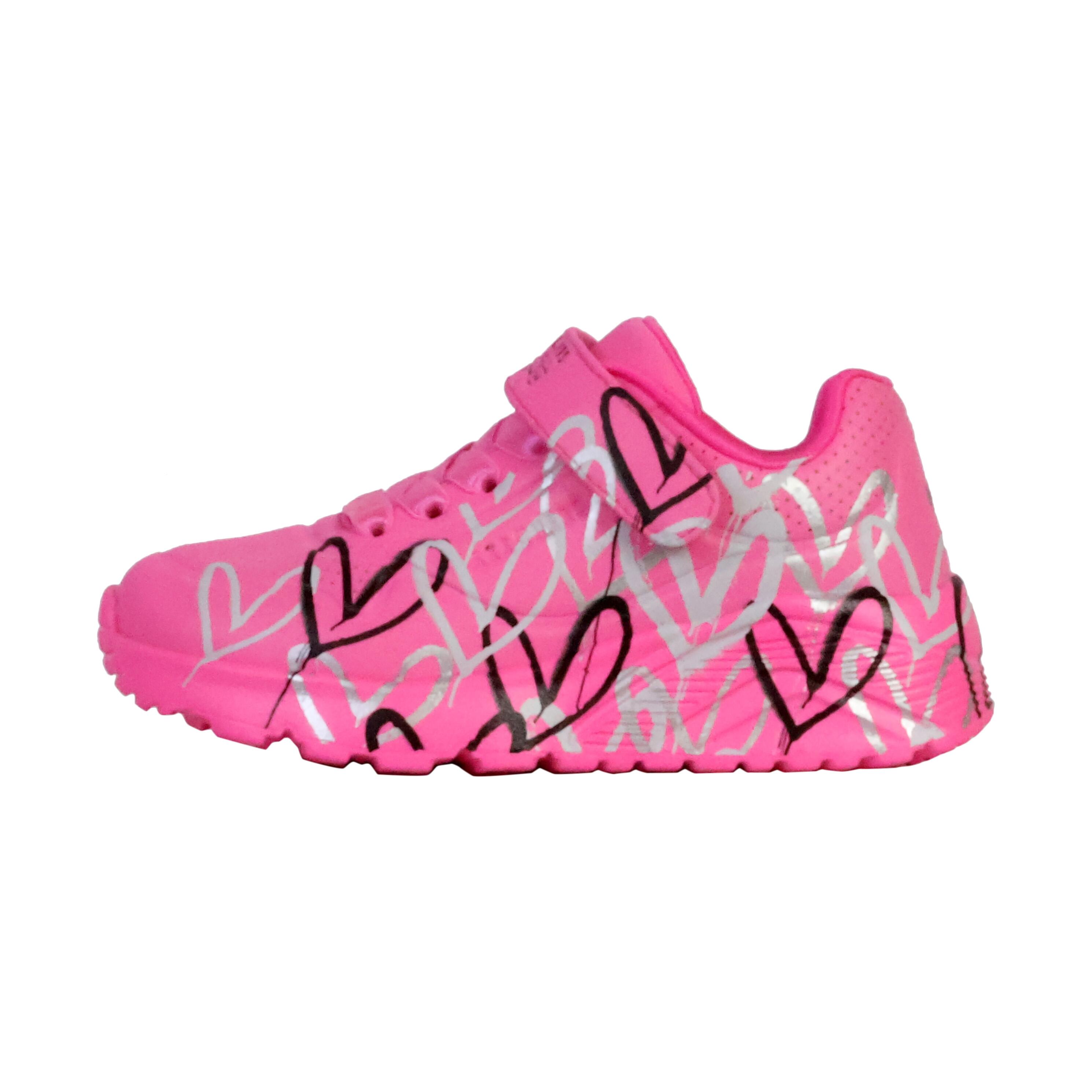 SKECHERS picture