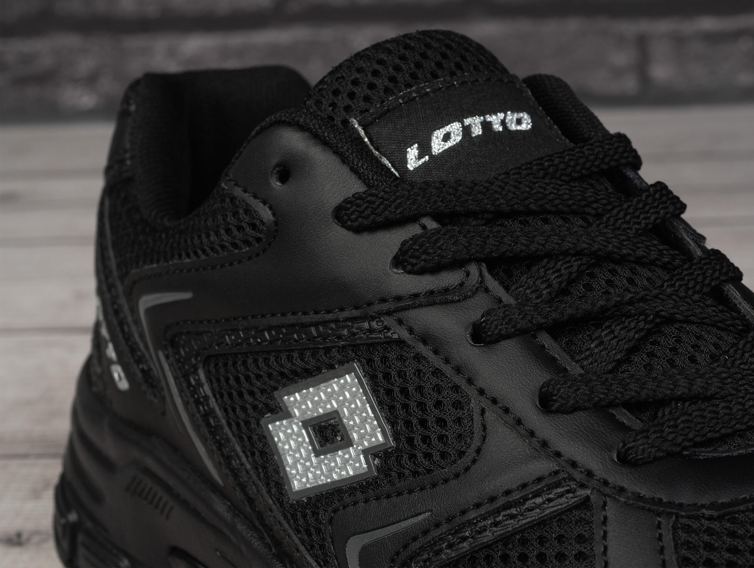 Lotto KITAURA Unisex Sneaker Low Top Schuh 2400010U 1111 black 6/7