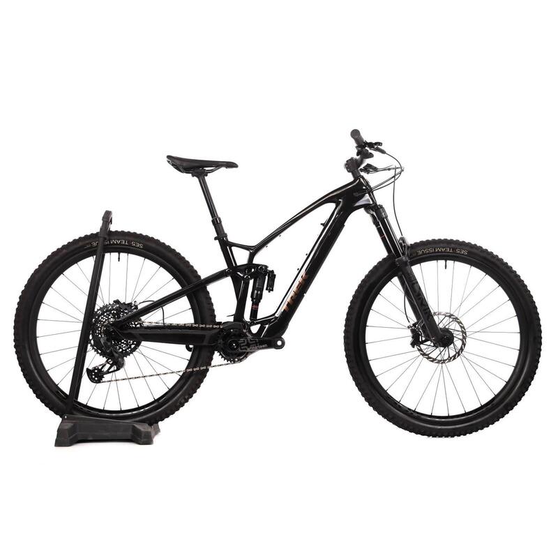 3b0cb99d-89ad-446b-97c1-9c56bddded2a_c1c1c1