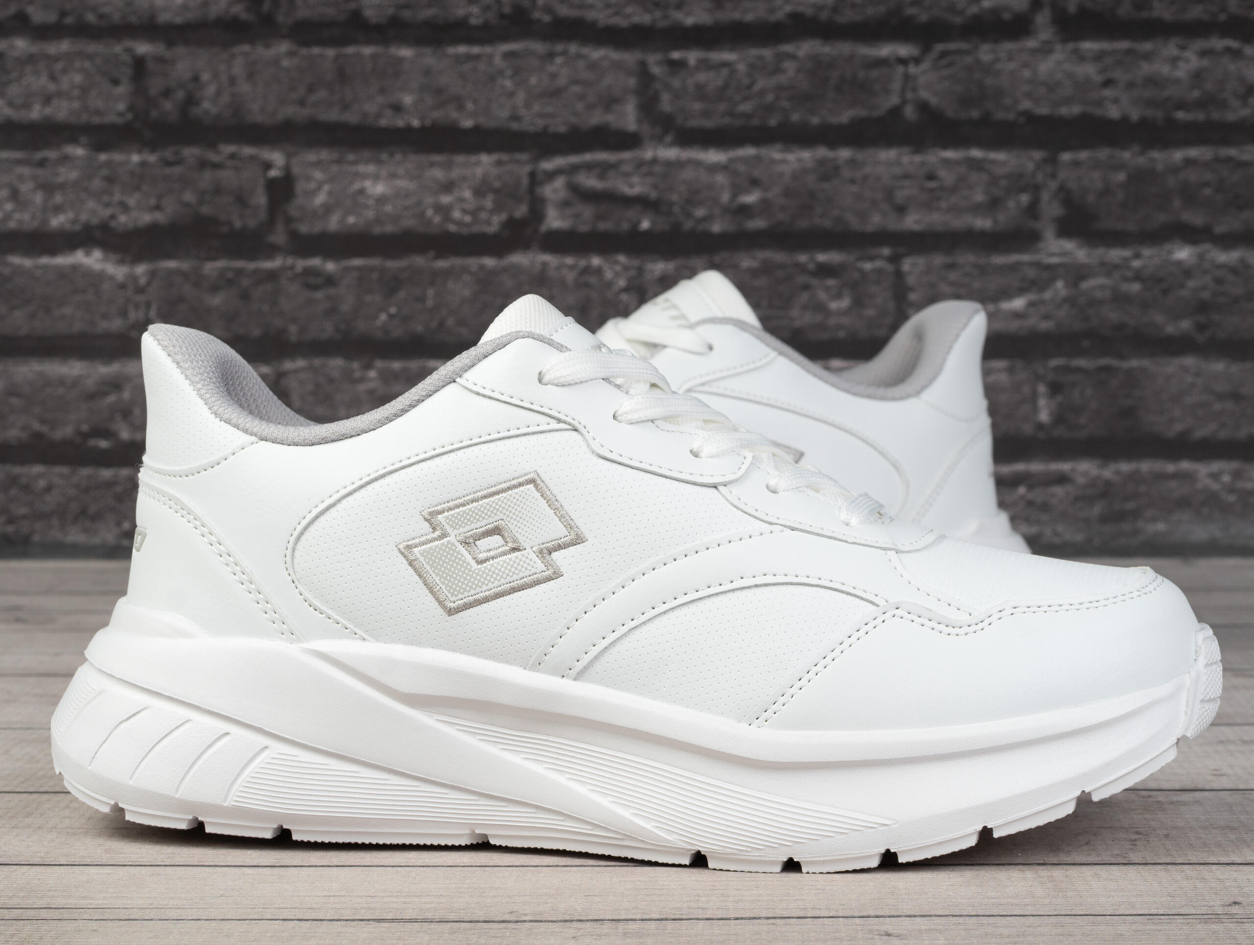 Buty męskie sportowe Lotto TURNATIV OC 2/7
