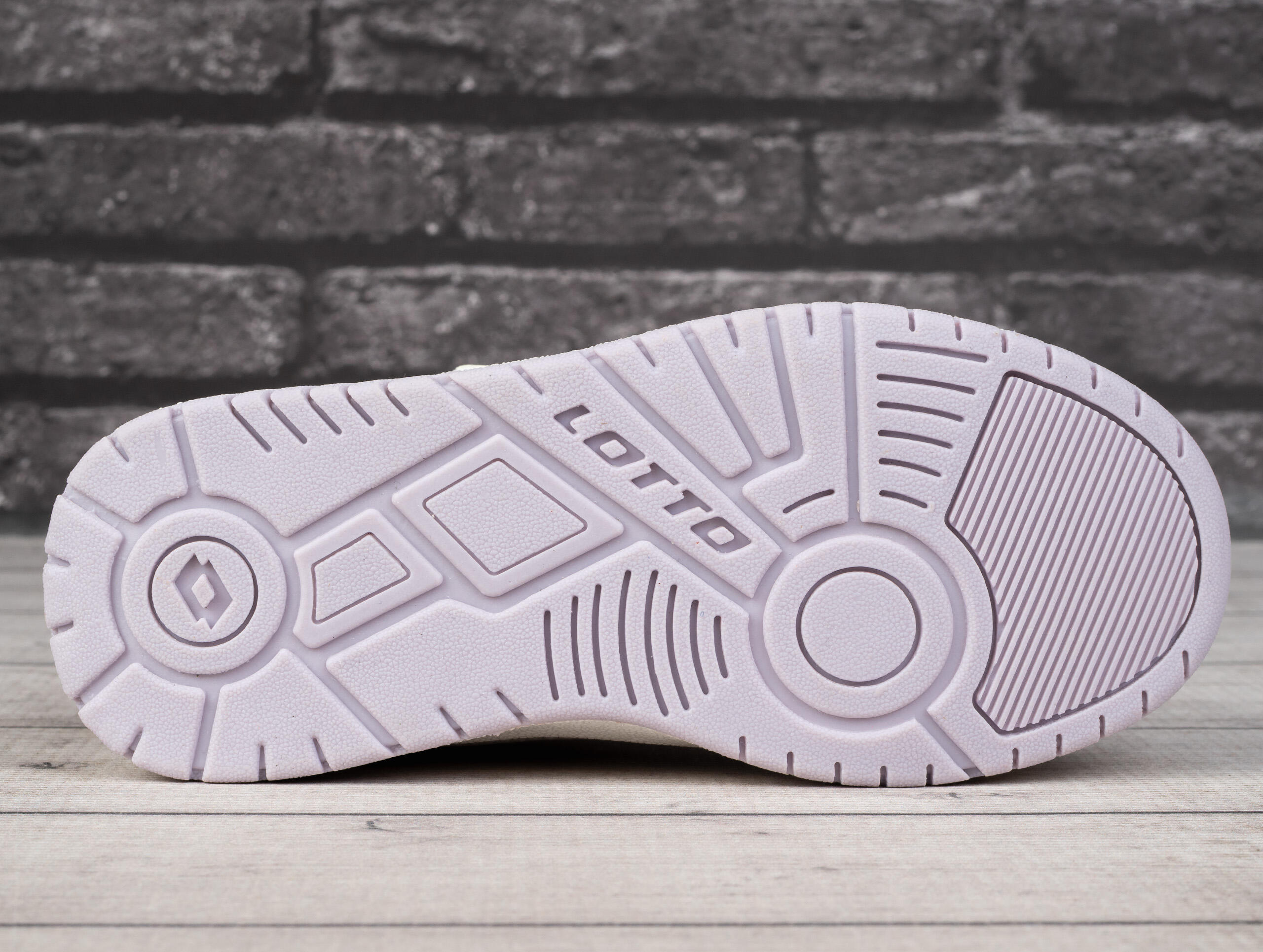 Buty dziecięce sportowe Lotto GROOVIN K 5/7