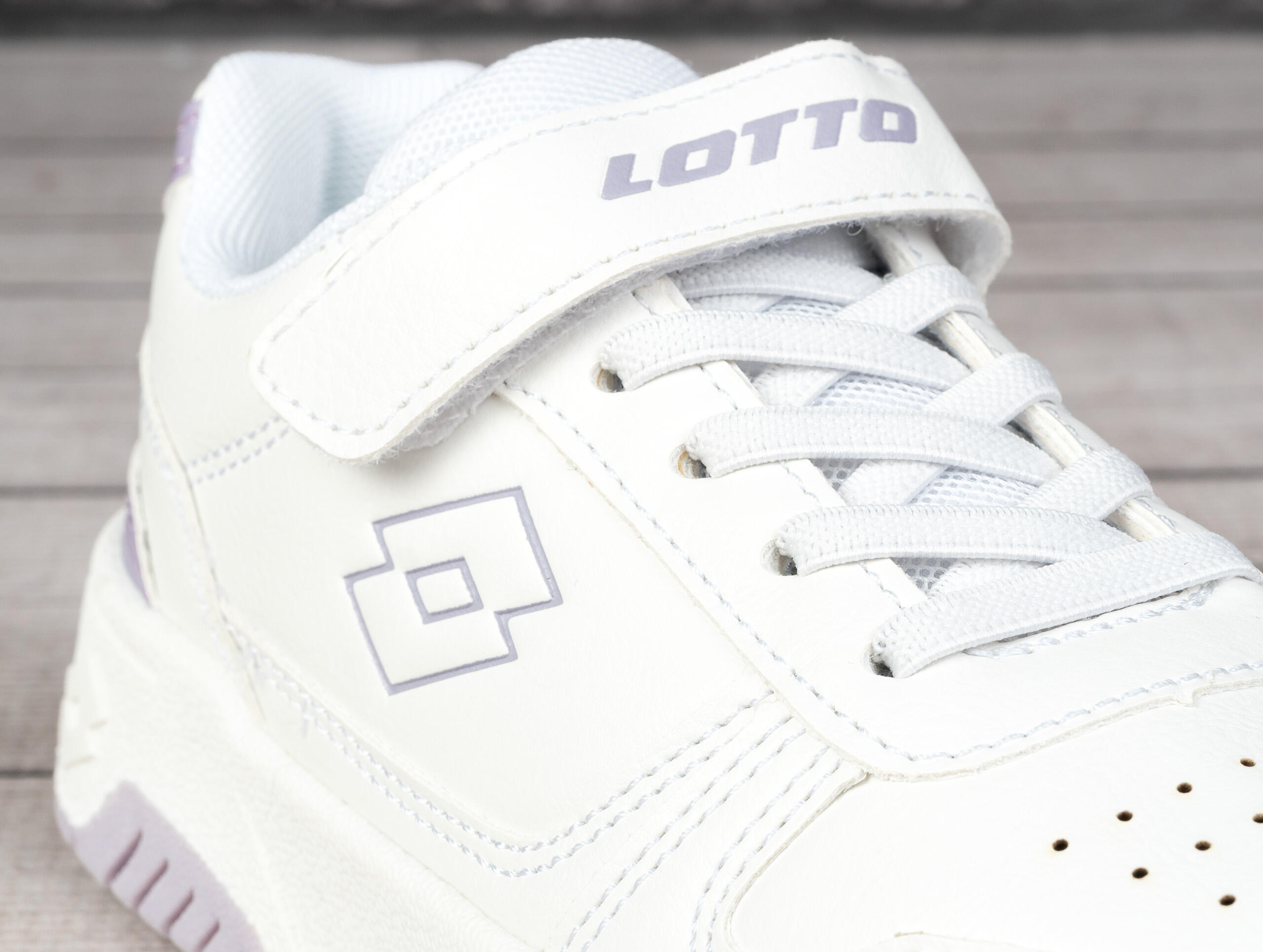 Buty dziecięce sportowe Lotto GROOVIN K 6/7