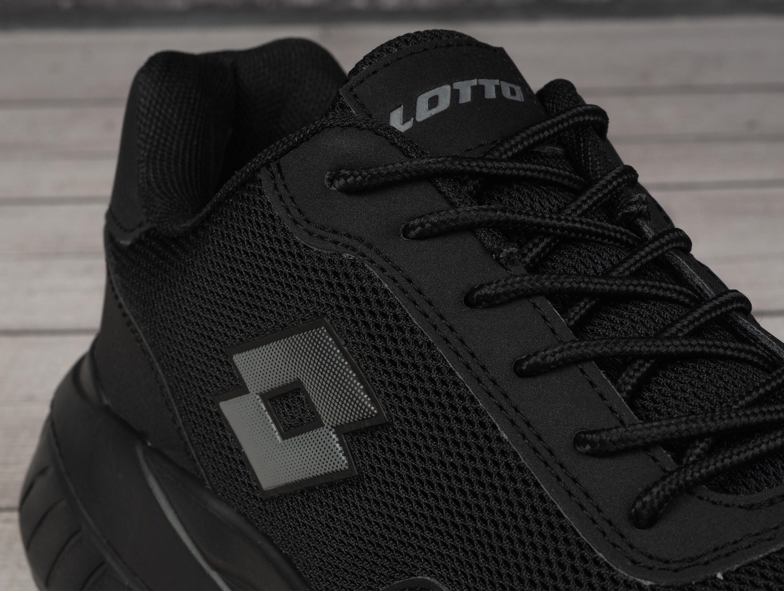 Buty męskie sportowe do chodzenia Lotto VIGORTIV OC 6/7