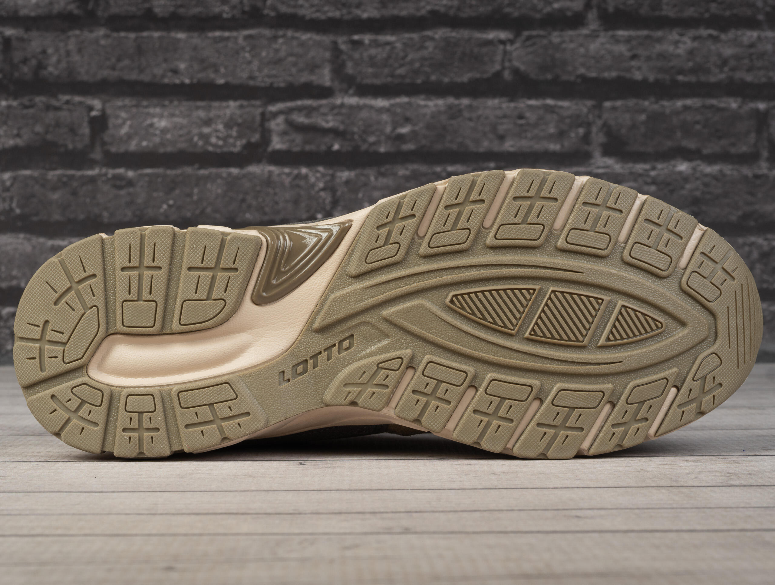 Buty męskie sportowe Lotto FLOWTIV 5/7