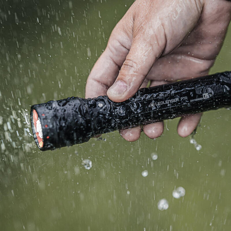 Lanterna Ledlenser P7R reincarcabila