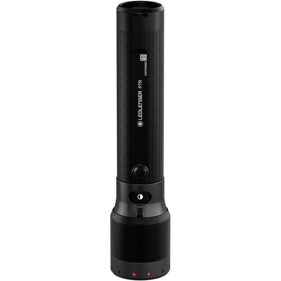 Lampe torche LED rechargeable – 2000 lm, IP68, portée 320 m, USB-C – P7R 6/7