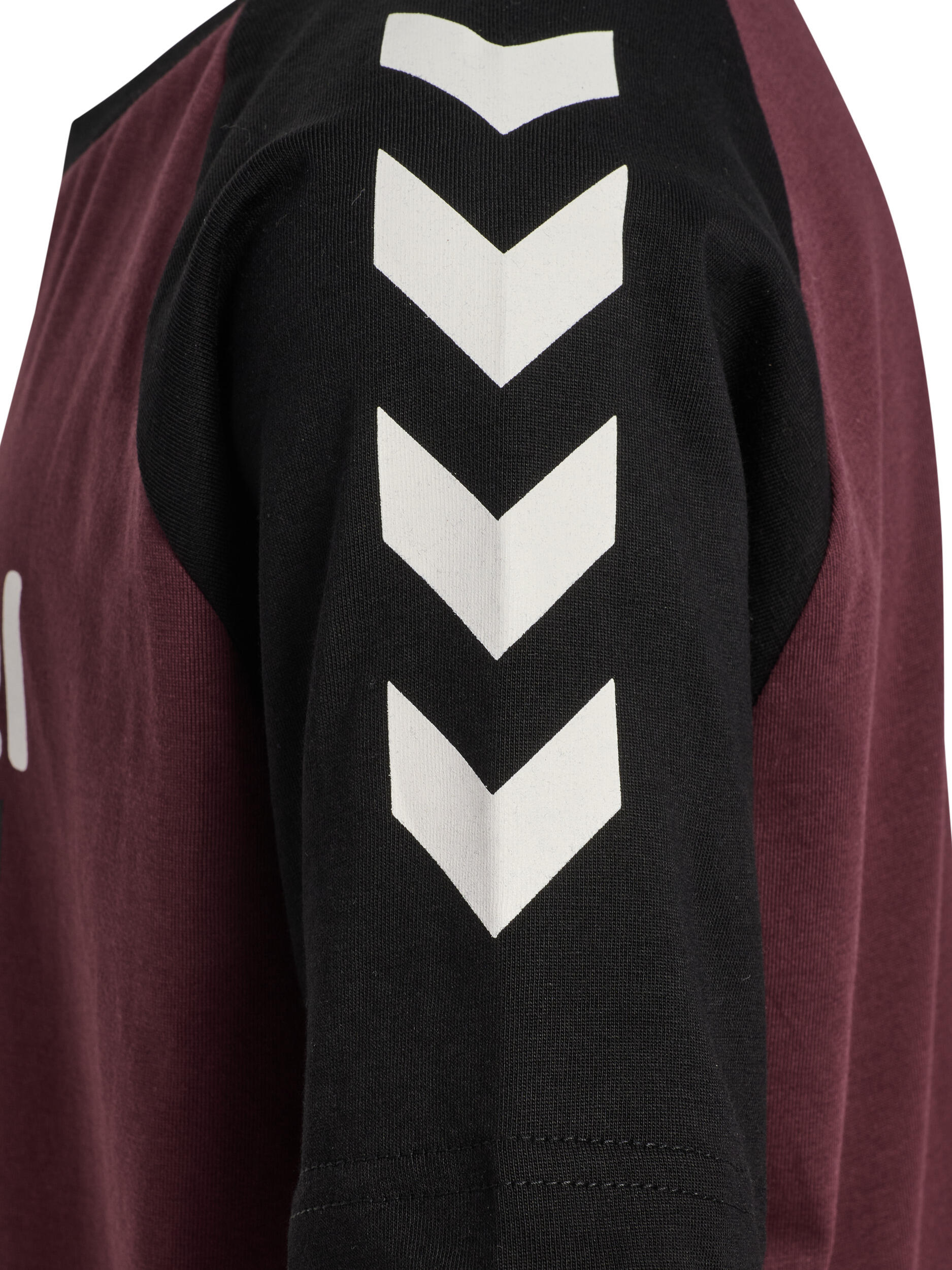 T-shirt com o logótipo da criança Hummel 7/7