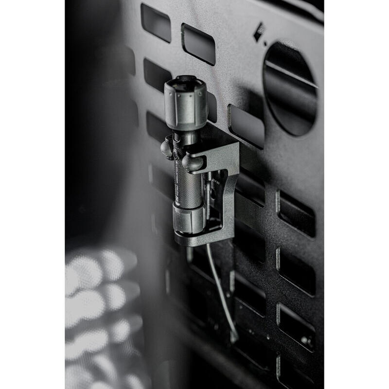 Lanterna Ledlenser P5R PRO reincarcabila, husa inclusa