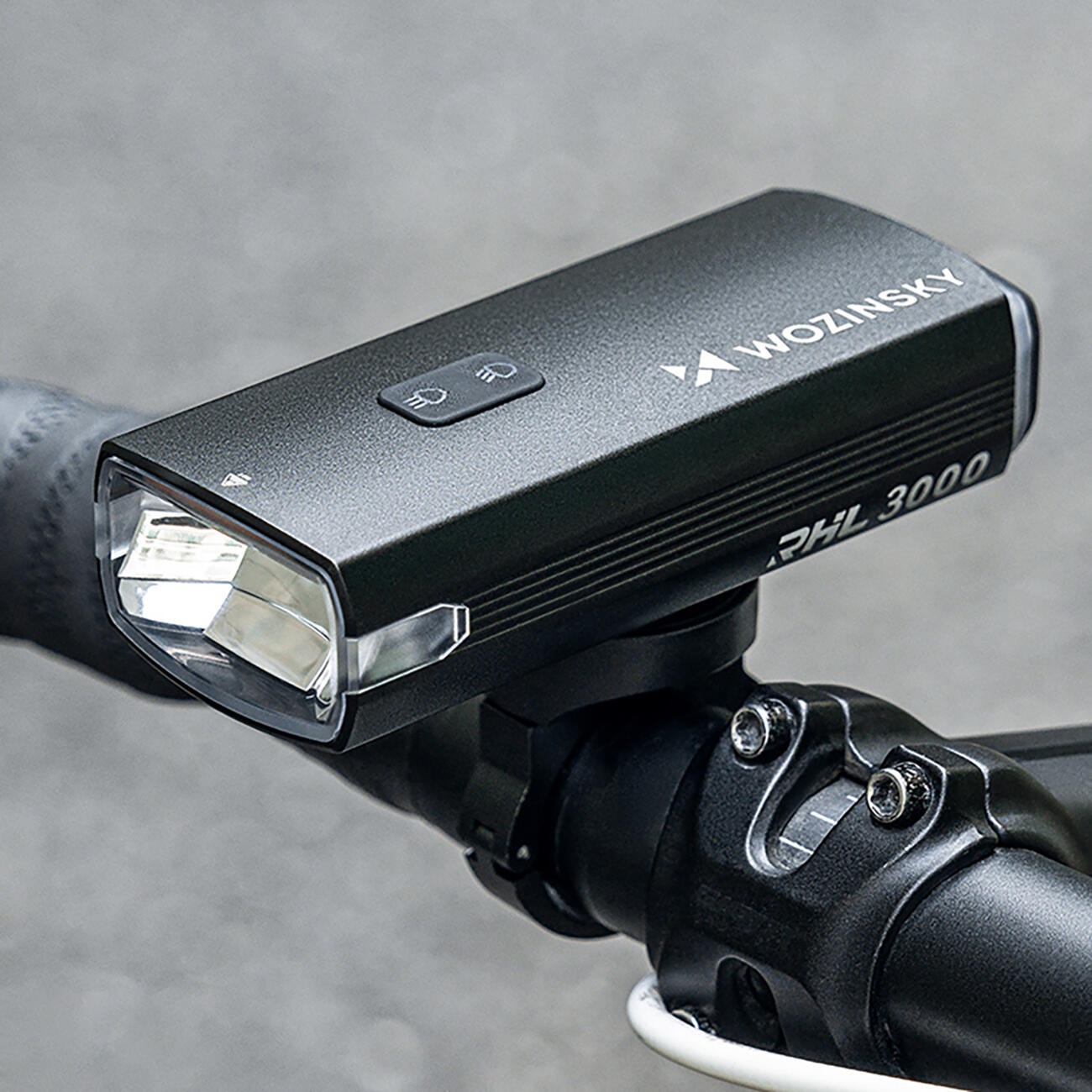 Éclairage avant pour vélo Wozinsky avec batterie externe USB-C 3000 lm 4/7