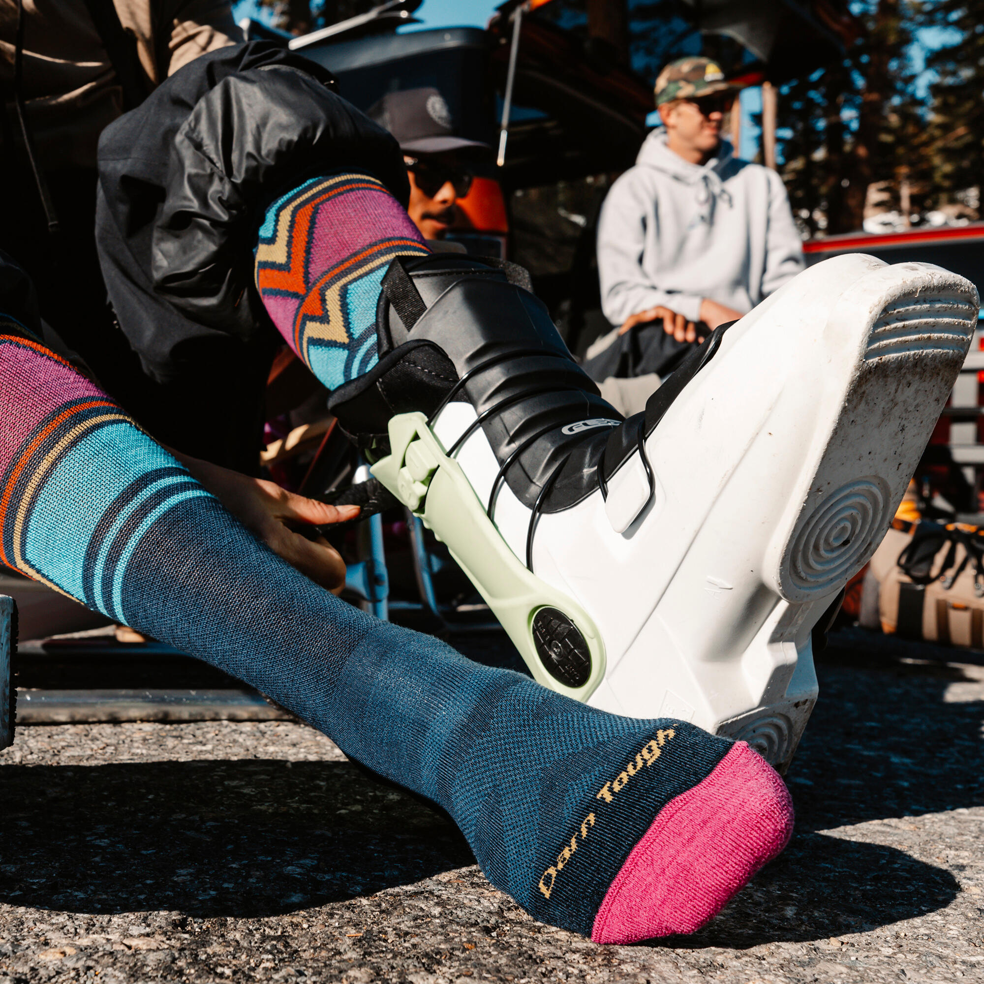 Ladies Over-the-Calf Midweight Ski Snowboard Merino Cushioned Socks 3/5